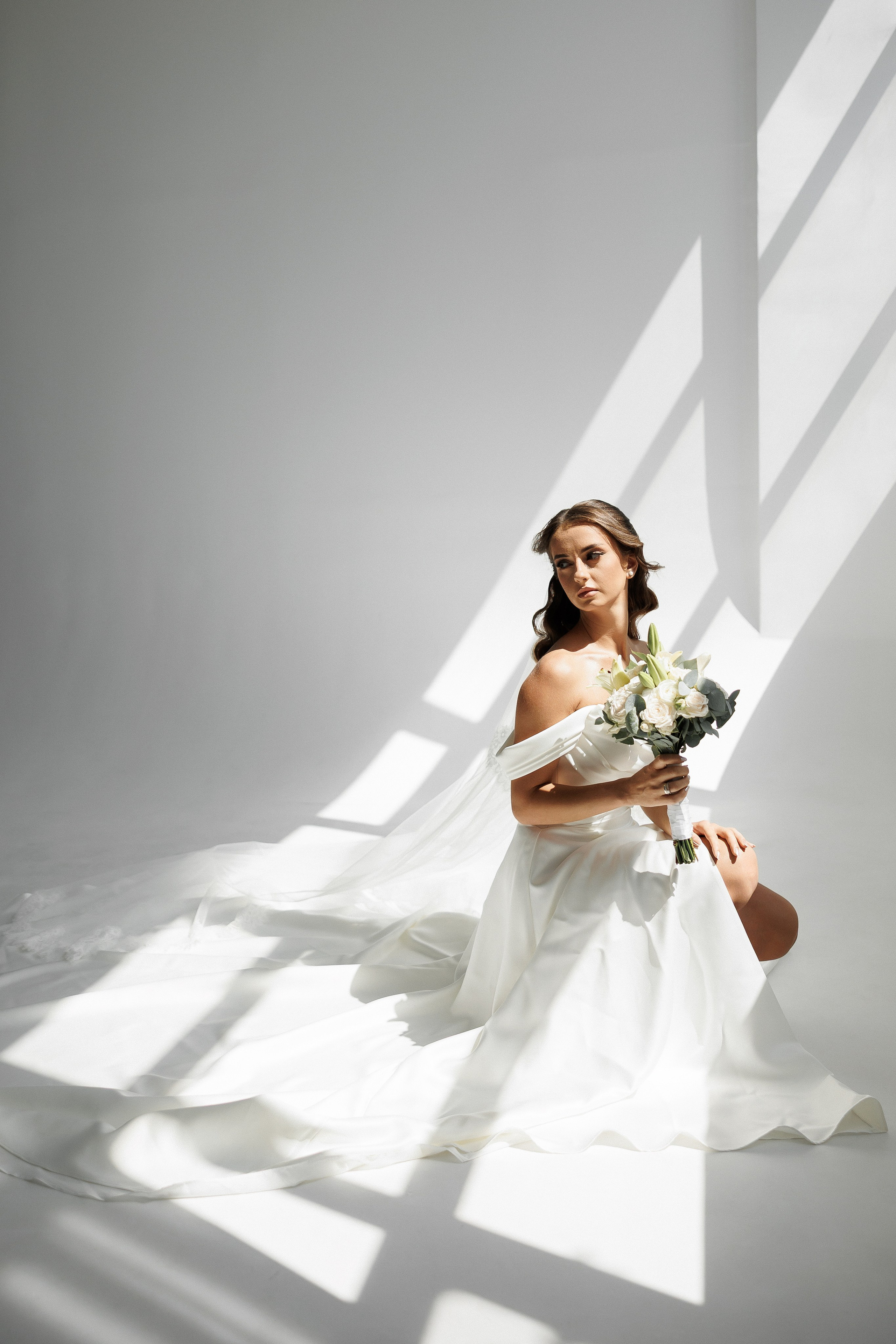 Eugen & Livia — Grand Elysee — Wedding Day. Servicii Foto și Video 067188353