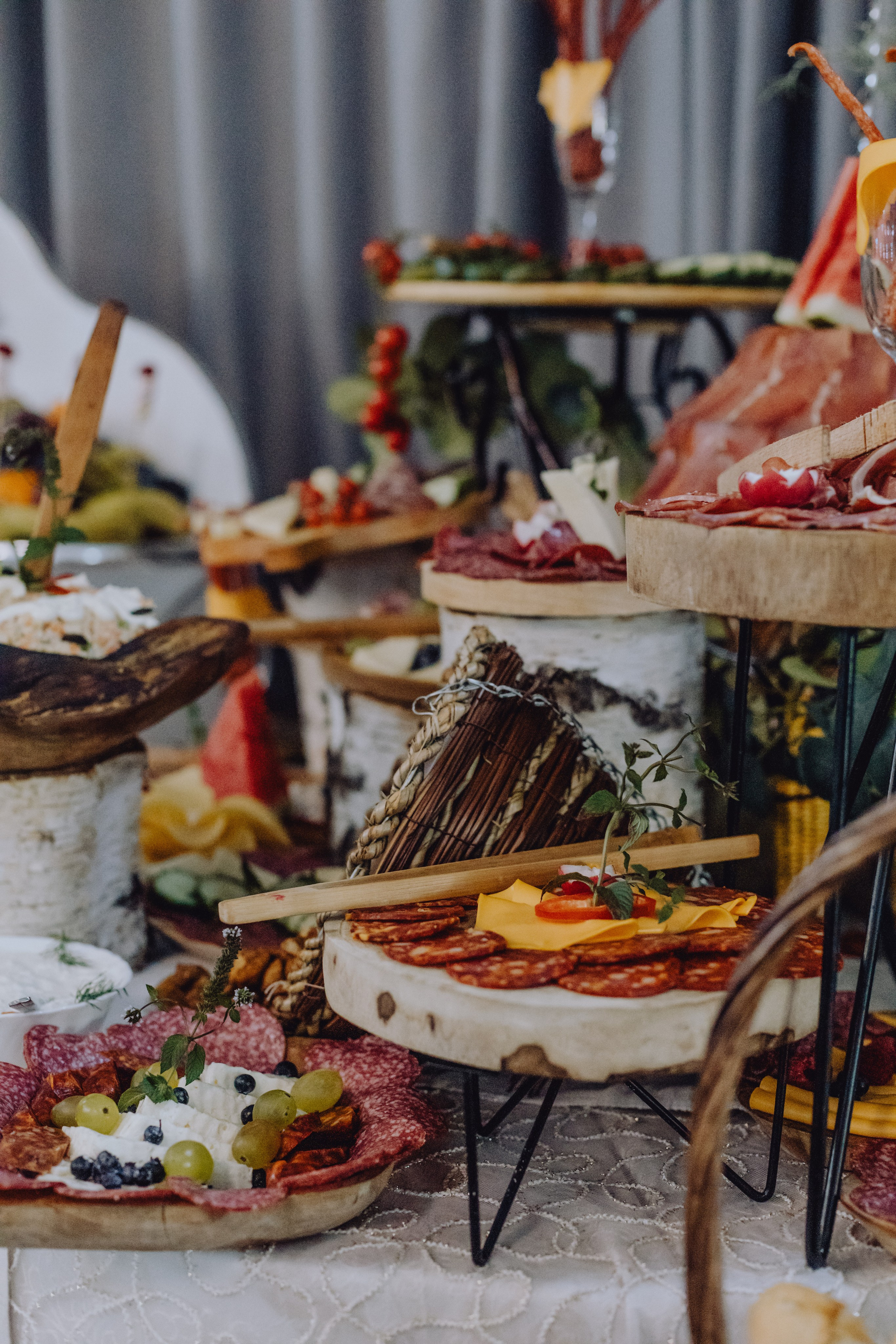 Cristi & Maria. Wedding & couple photographer from Romania Rut Vetan