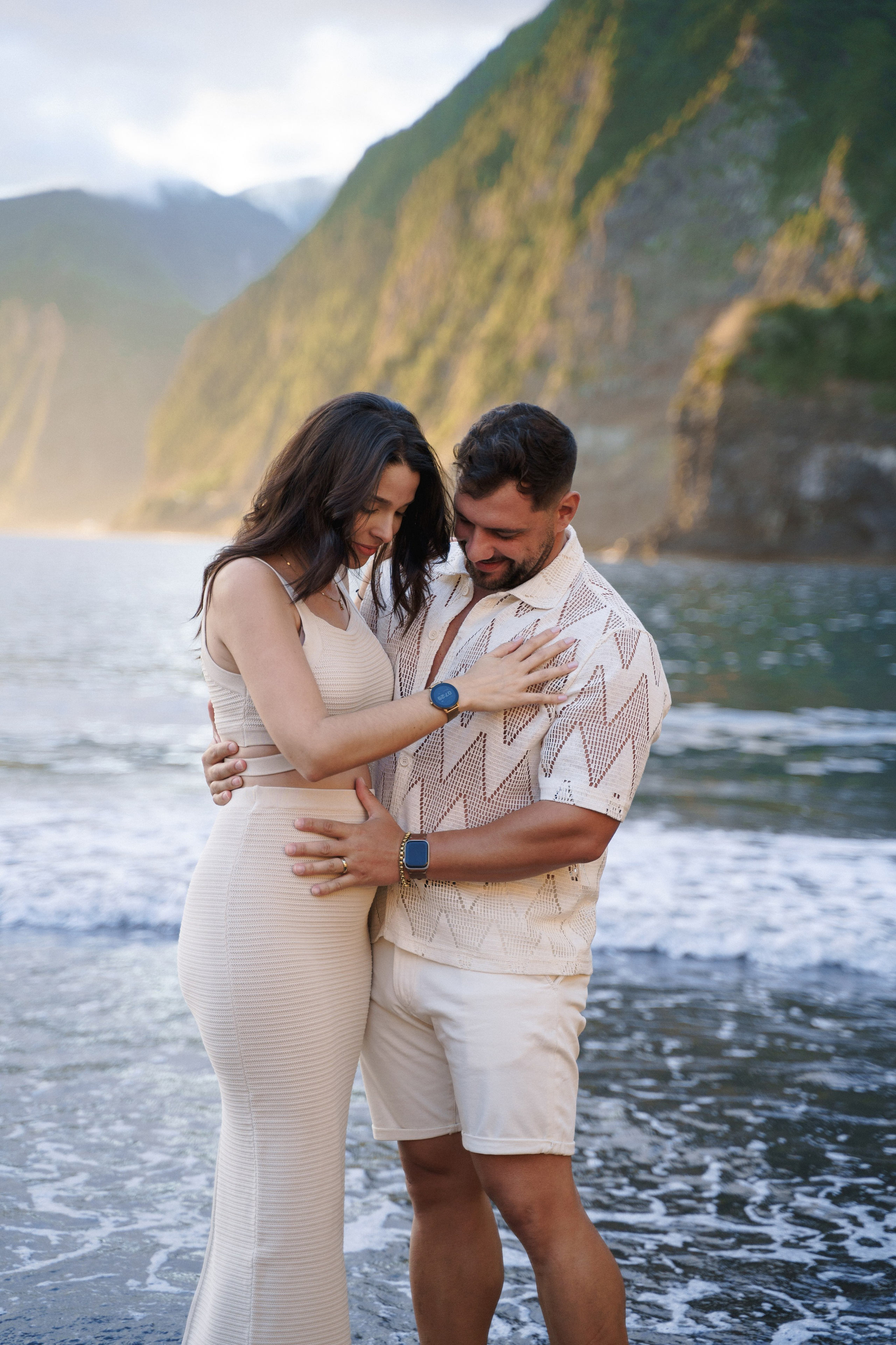 Maternity Photoshoot Alexandra & Adelino | Seixal Beach Morning | Madeira Photographer. Your photographer in Madeira