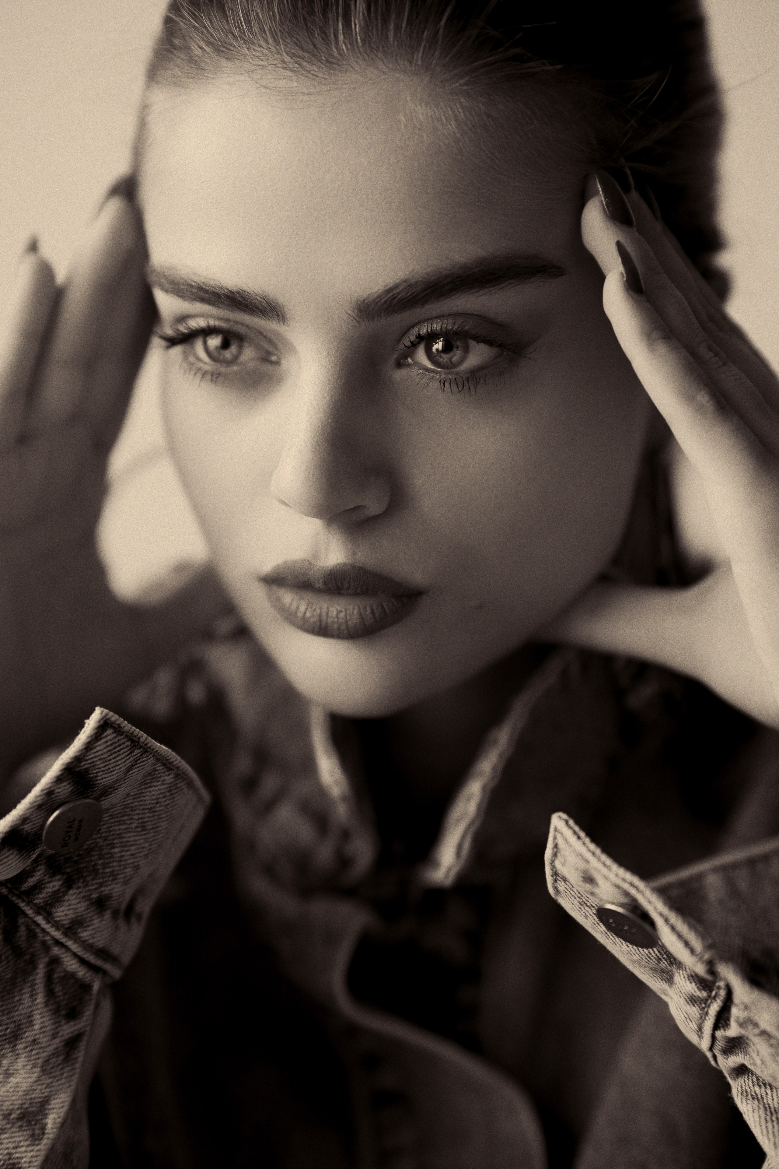 Beauty, Fashion and Glamour. Mehran Hadad — Portrait Photographer, Filmmaker and Youtuber