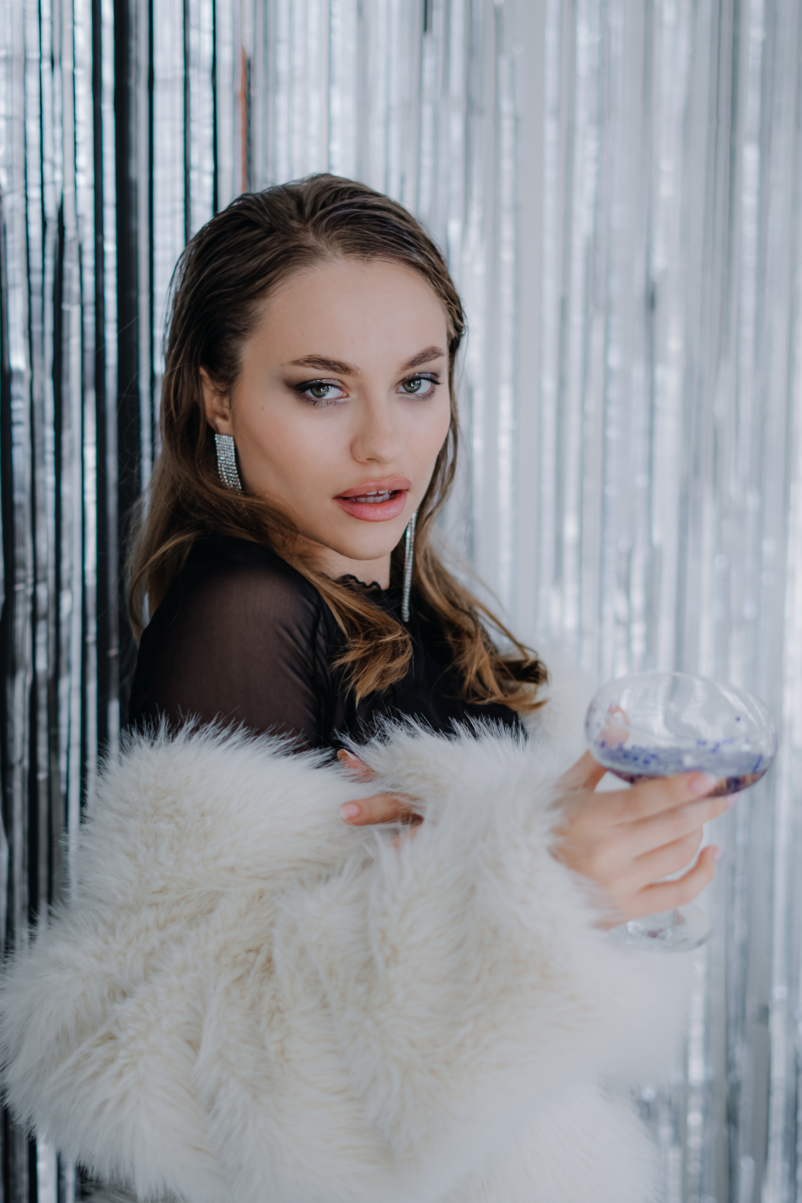 Girls, studio. Дарья Филькова — фотограф и видеограф в Тбилиси, Грузия