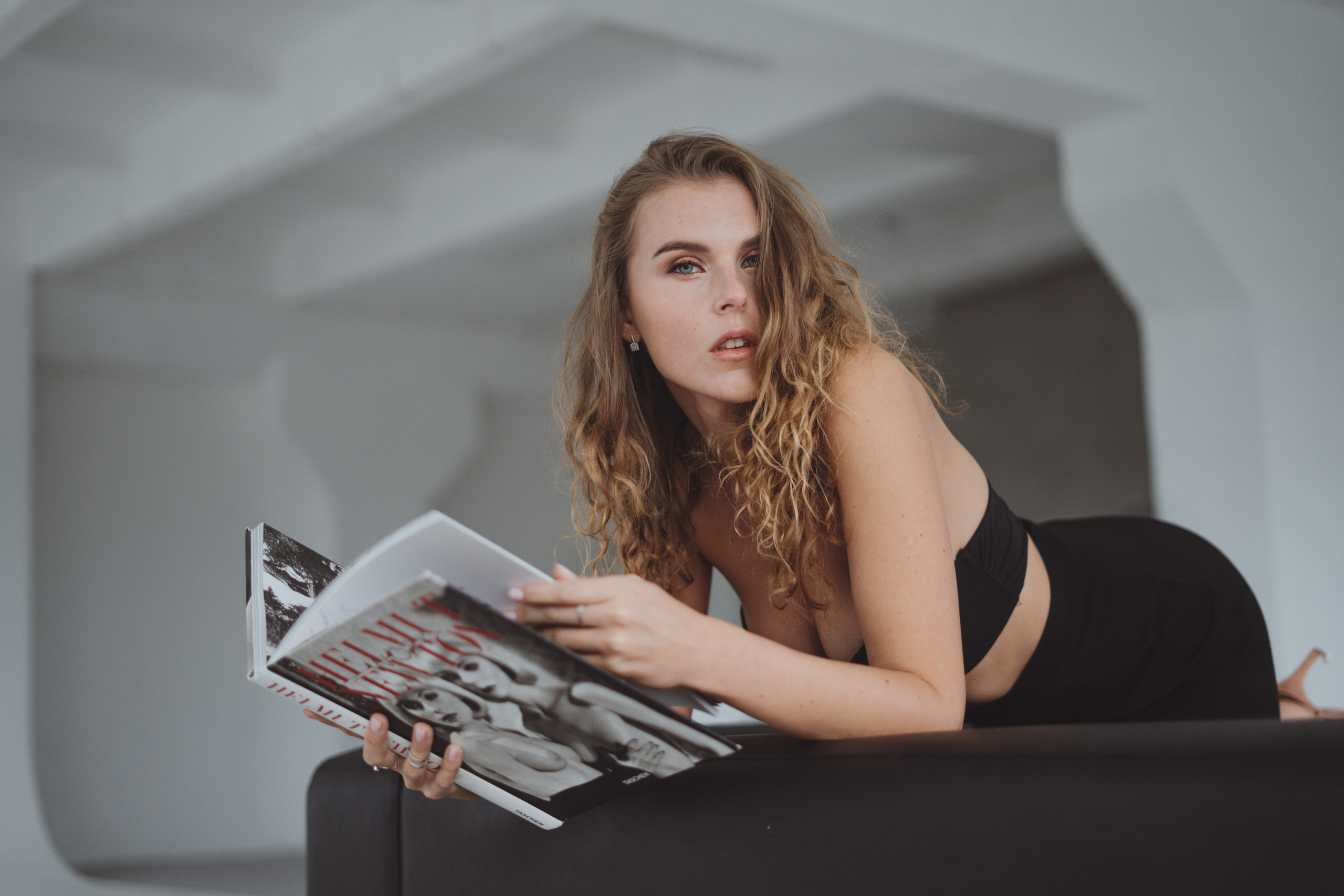 Nude, studio. Дарья Филькова — фотограф и видеограф в Тбилиси, Грузия