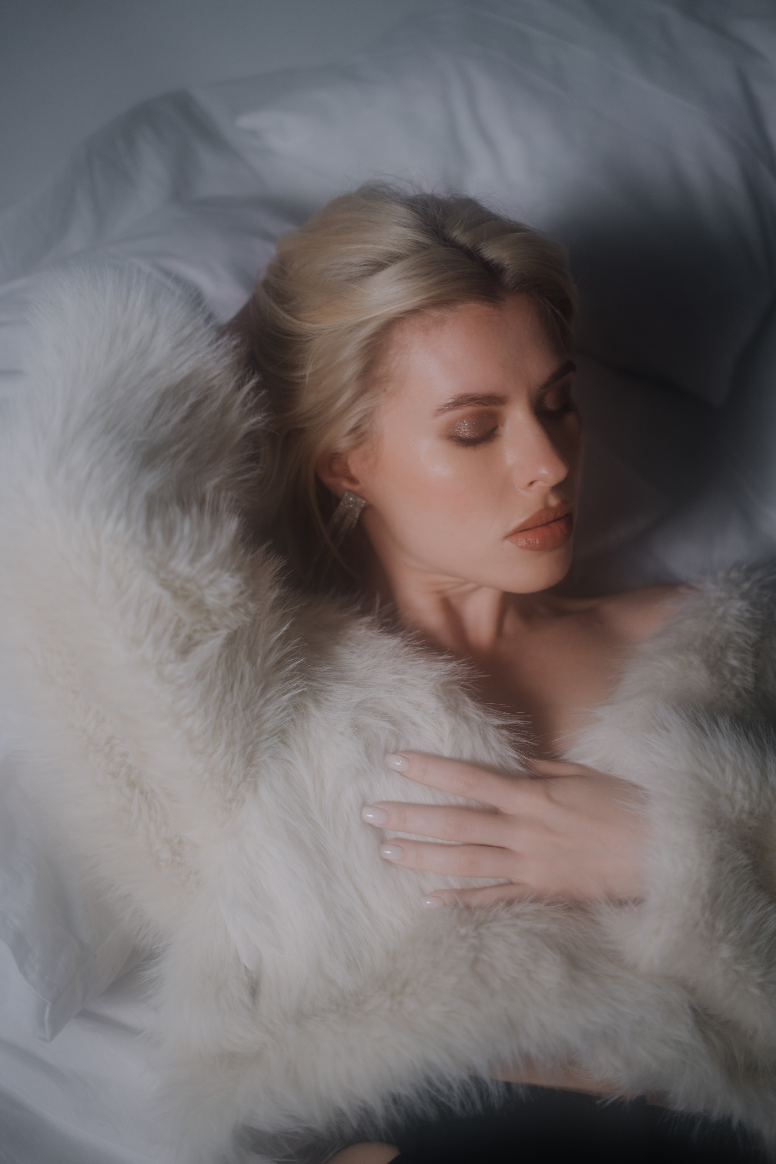 Girls, studio. Дарья Филькова — фотограф и видеограф в Тбилиси, Грузия