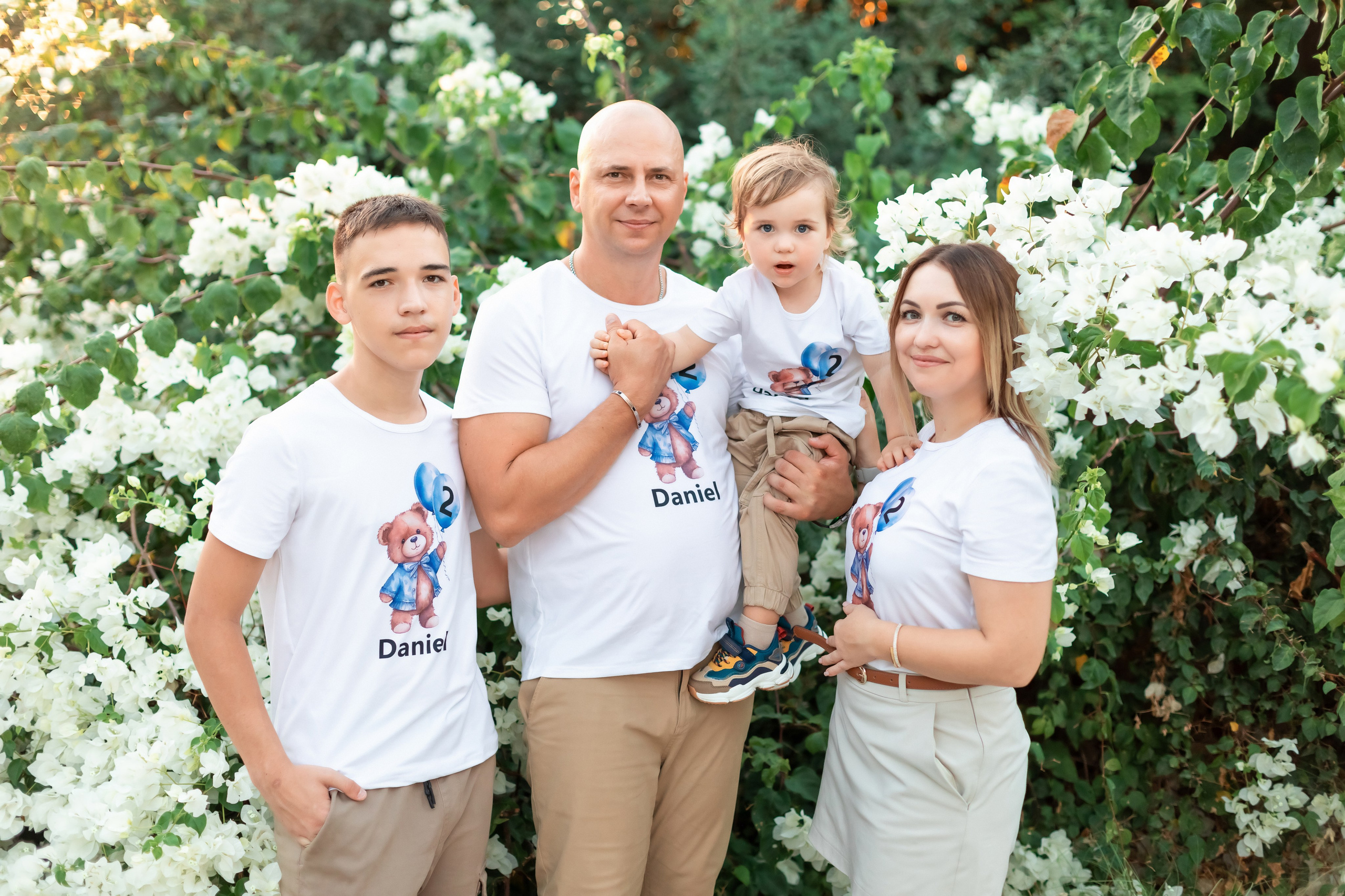 Family photo shoots in Israel. Family photographer in Haifa