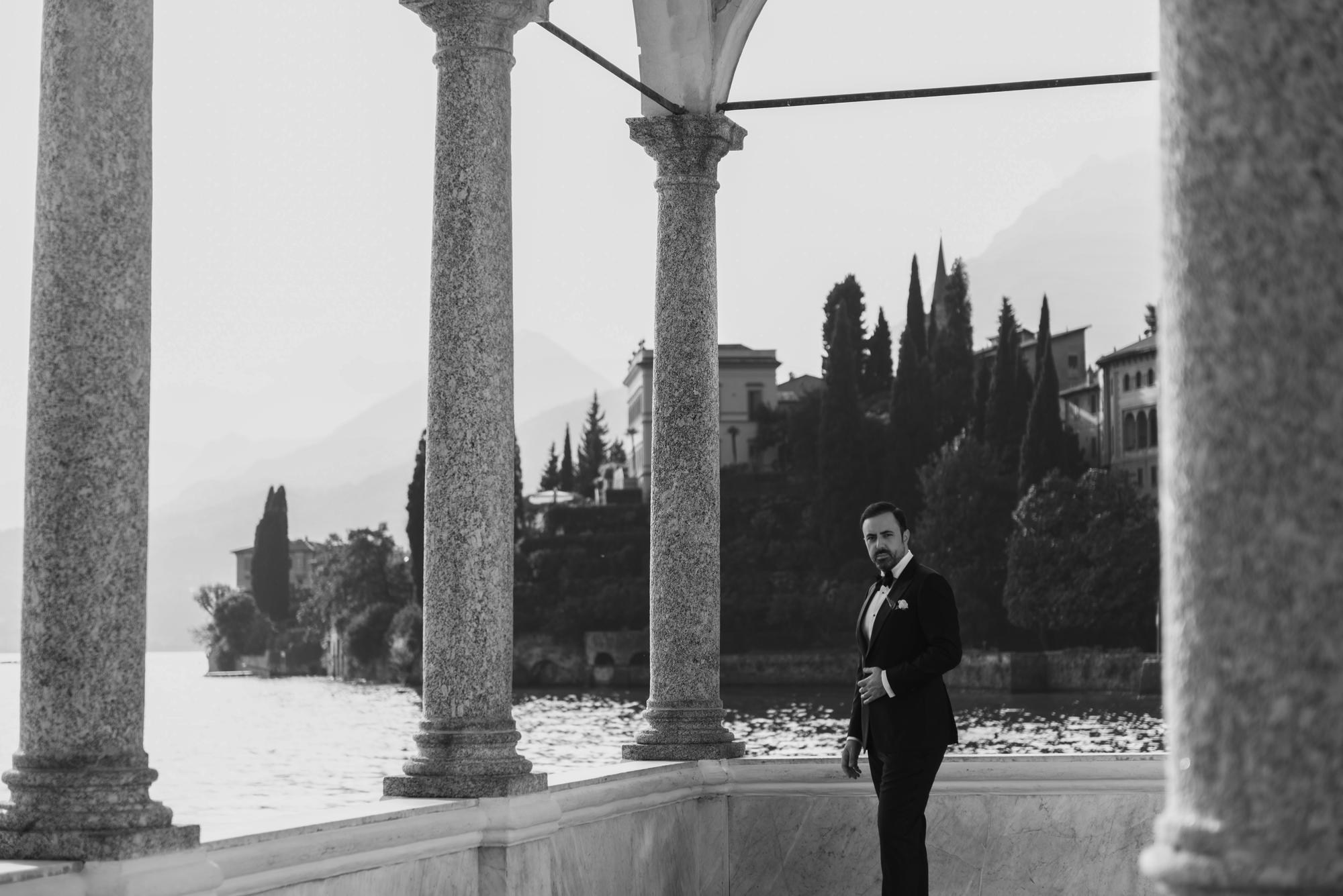 Elopement photoshoot at Villa Monastero' June 24. Lake Como Wedding Photographer | Elegant & Timeless Photography in Italy