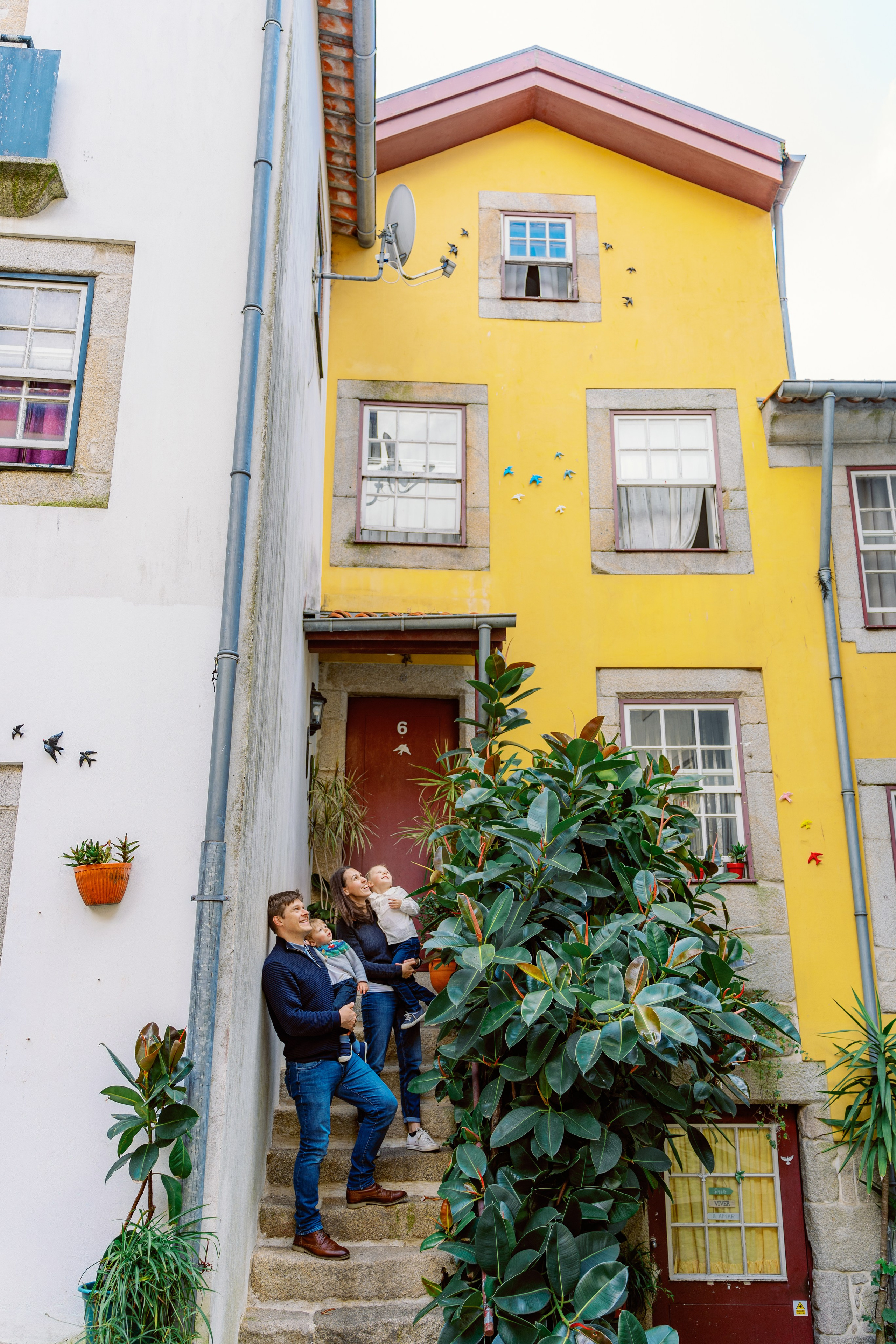 Семейная фотосессия в Порту. Фотограф в Португалии Полина Готовая