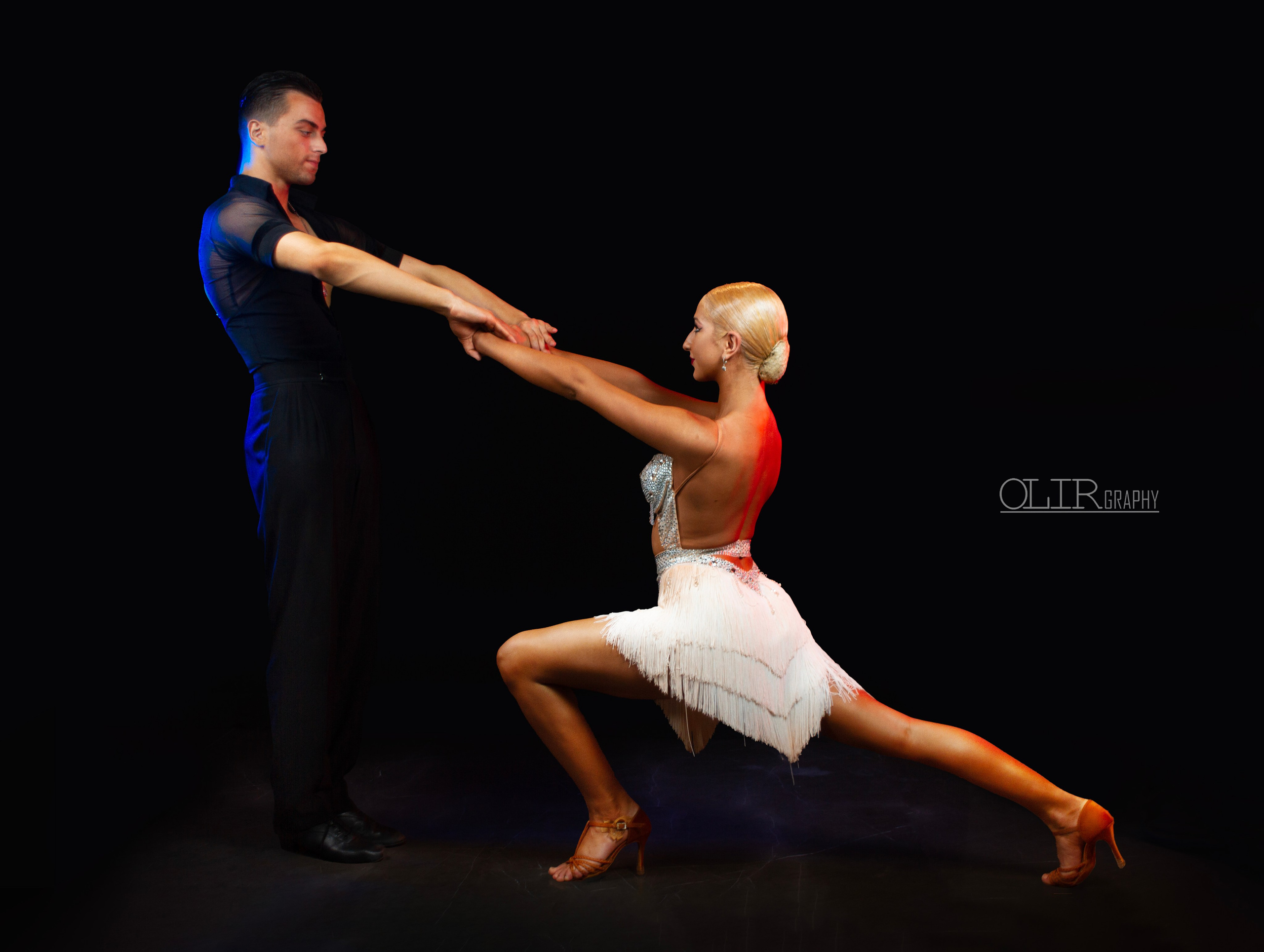 სტუდიური და გარე ფოტოსესიები. Clapp Studio