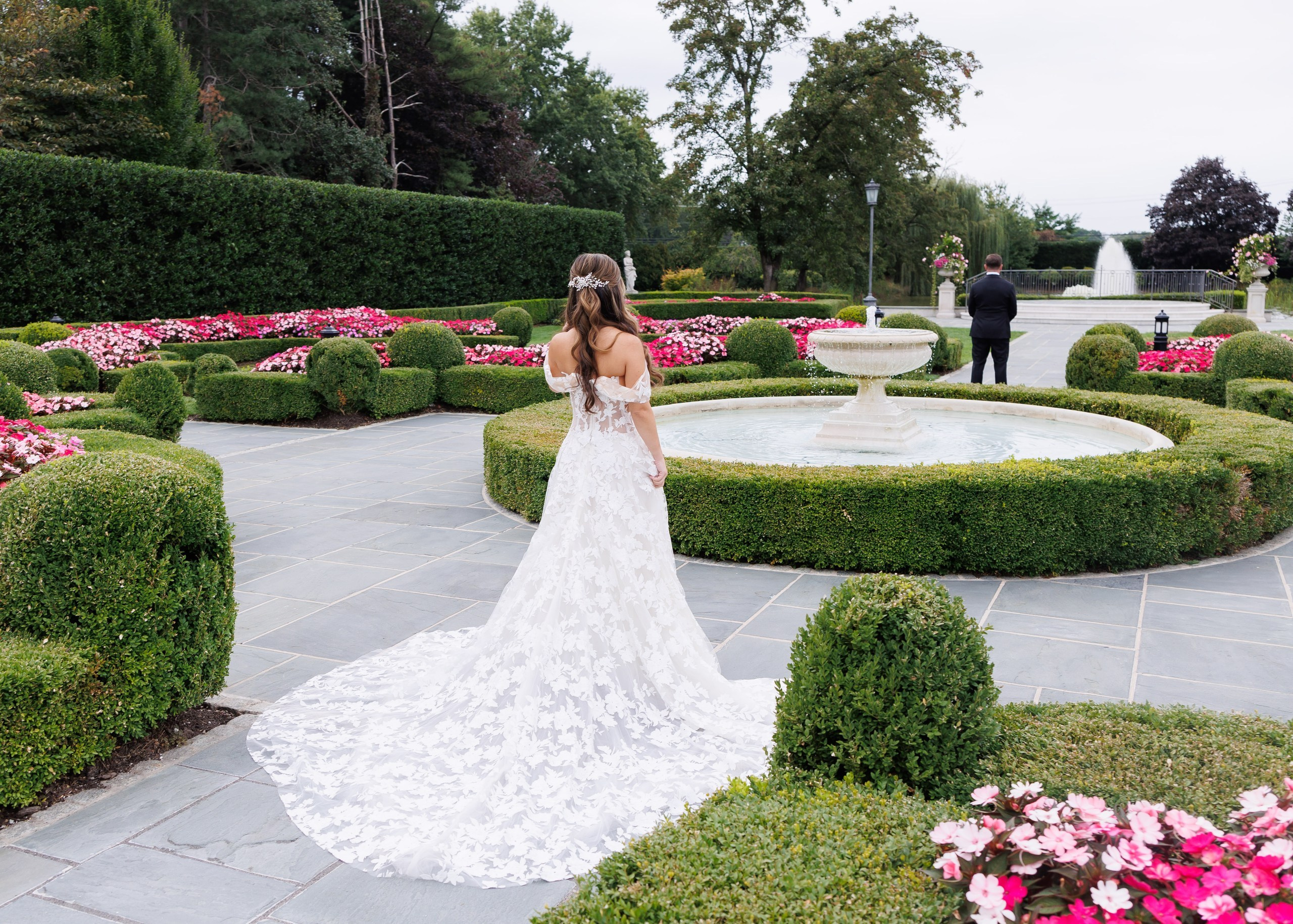 Arianeh & Michael, Park Chateau. Wedding Photo & Video