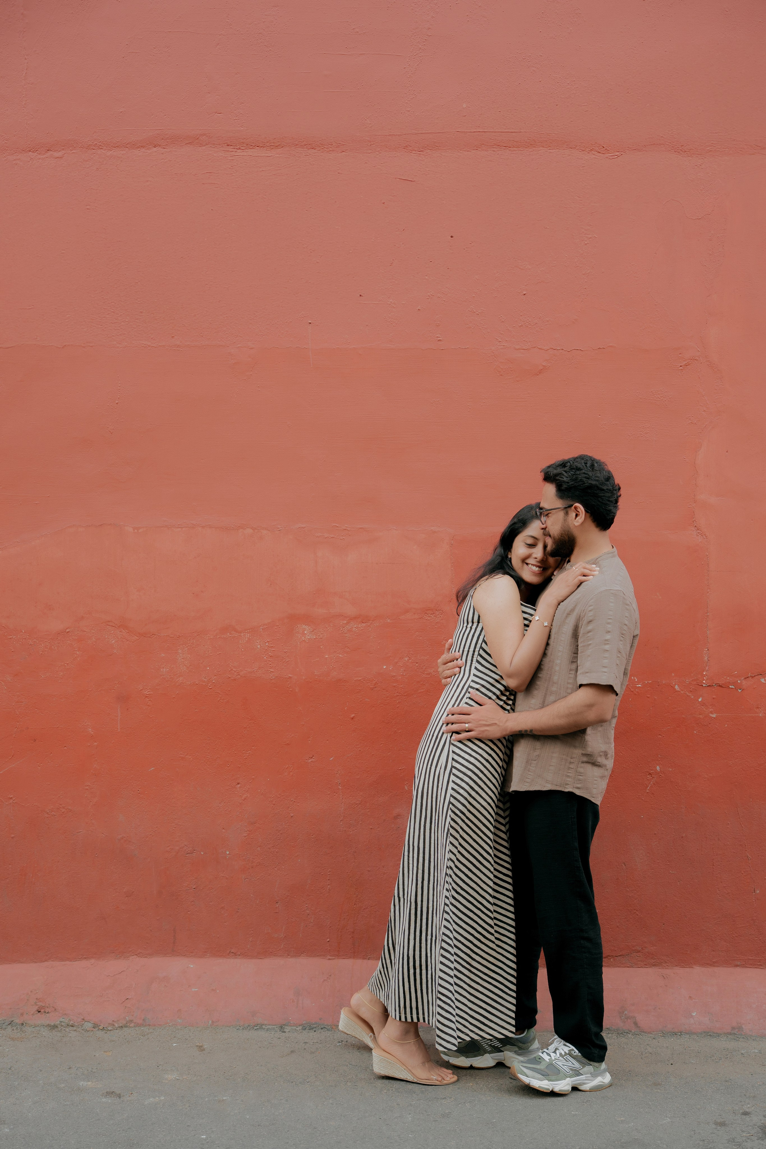 Street Romance! Ft. Naveen & Soniya. Fine art Wedding Photographers in India & Canada