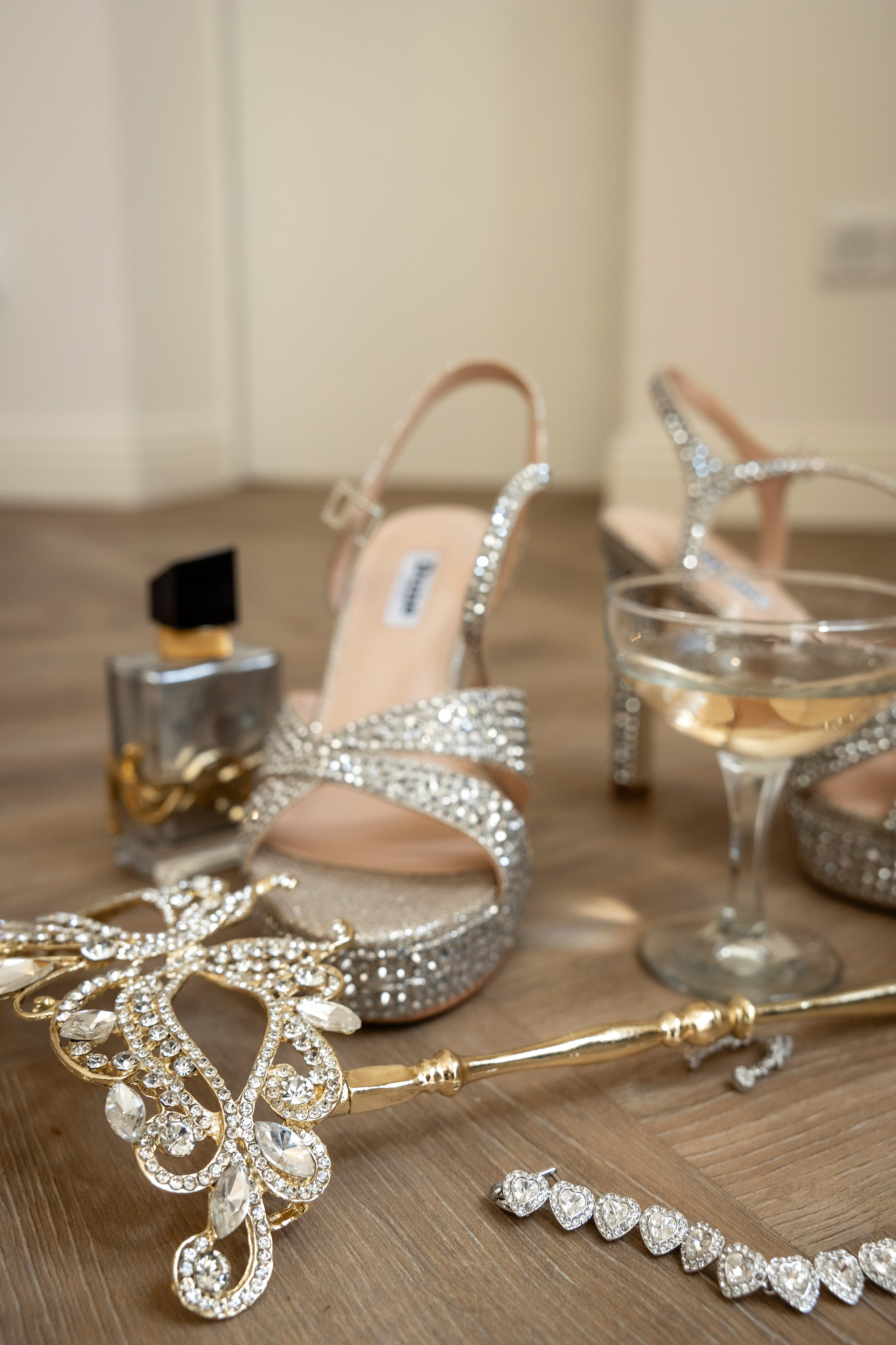 A Dordogne Château Wedding: Lucia & Gareth at d’Oche