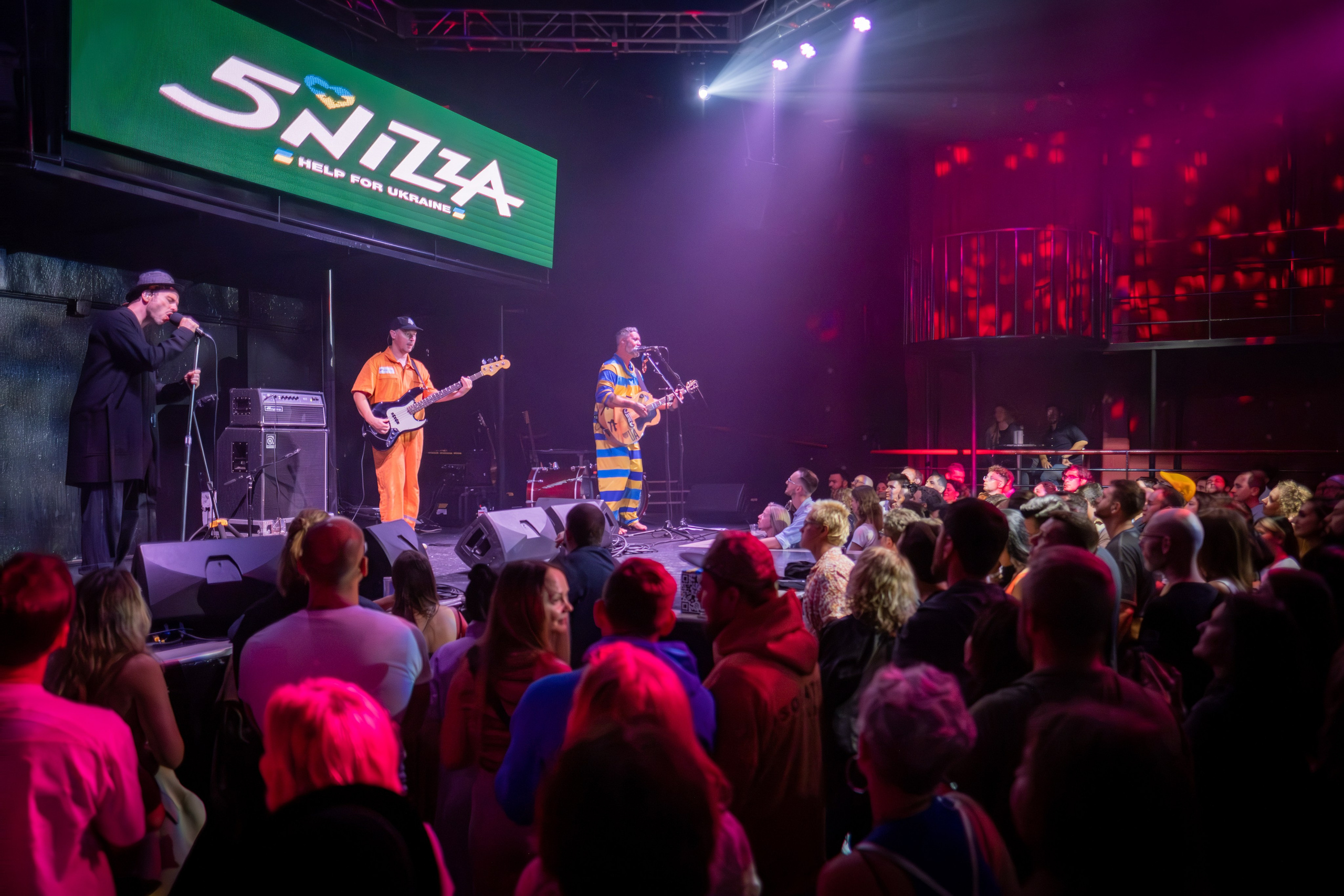 5NIZZA / 2023. Reportage concert portrait photography in the San Francisco Bay Area