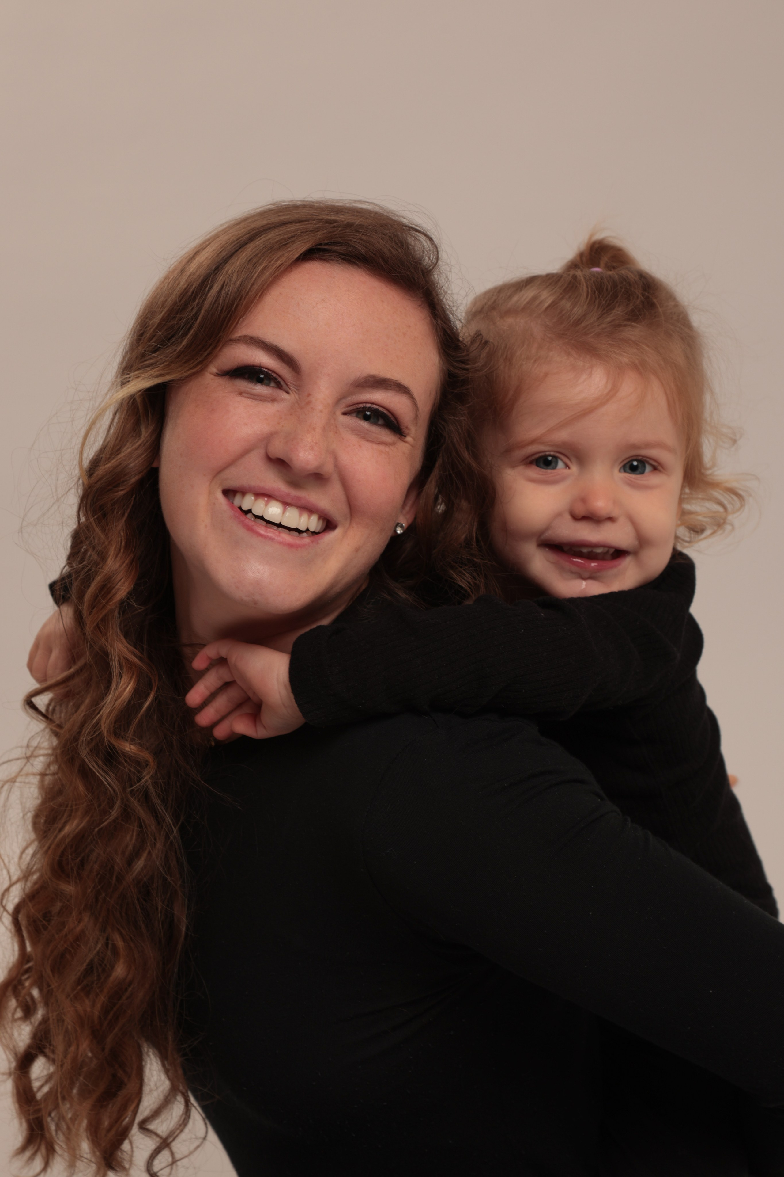 Shelby and Sophie. Photographer in Milan |Mila Pro Photo