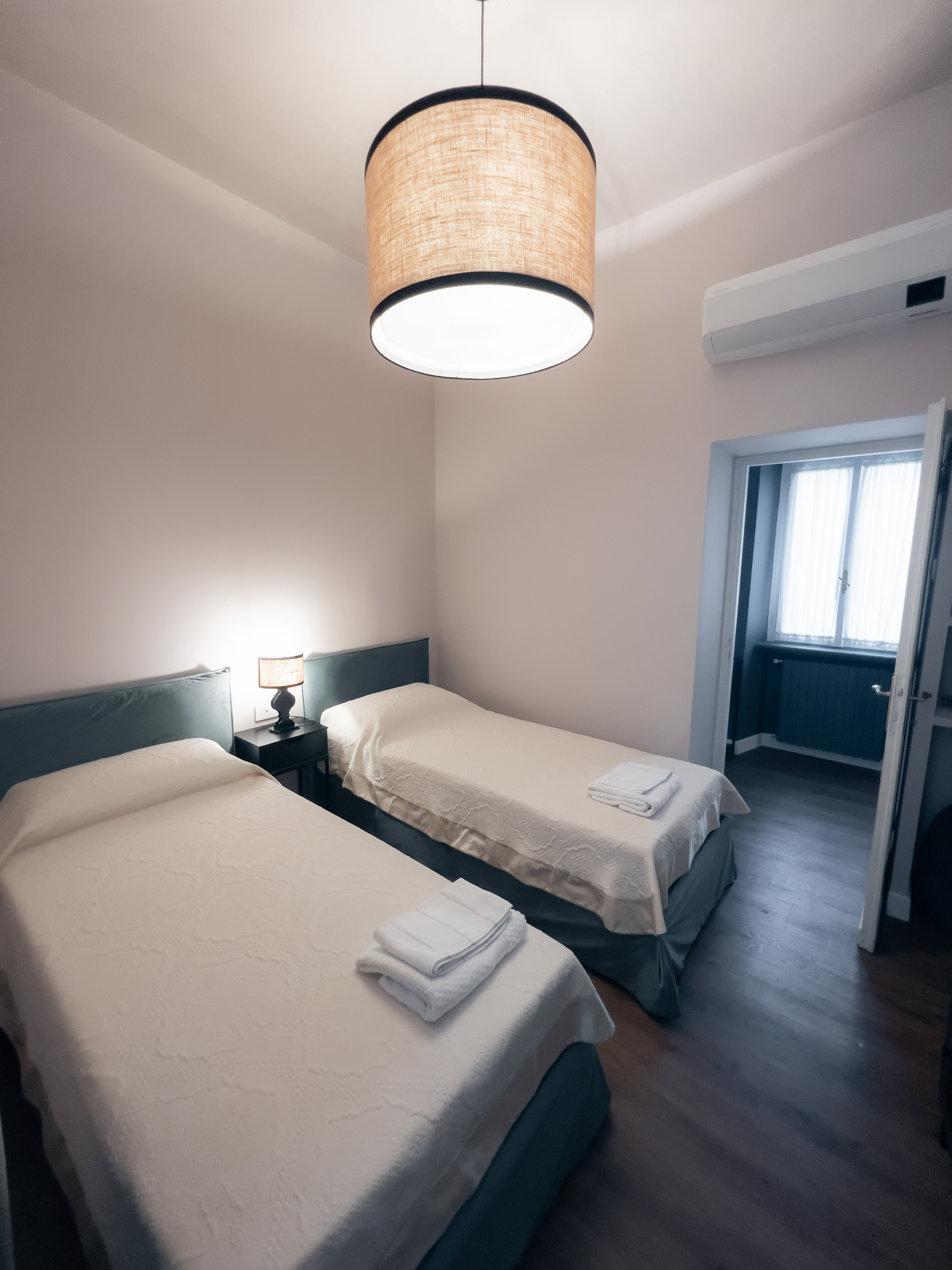 Appartamenti «Caffè delle Rose». PHOTOGRAPHER IN ITALY