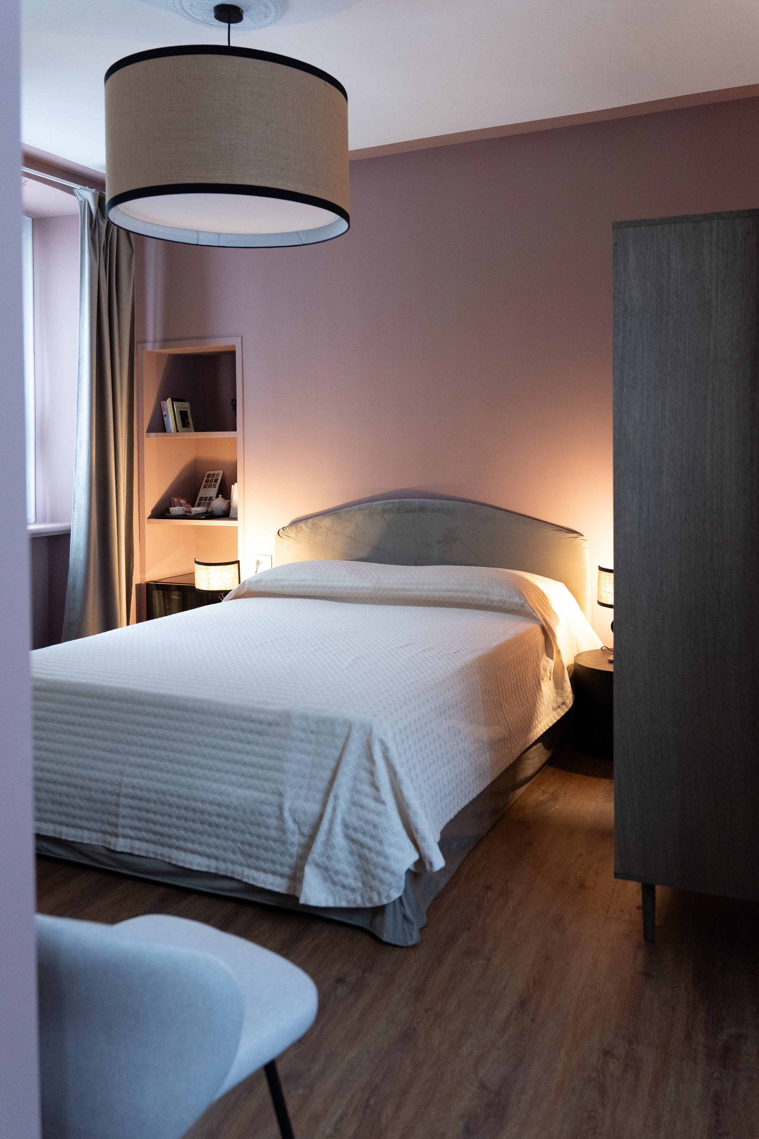 Appartamenti «Caffè delle Rose». PHOTOGRAPHER IN ITALY