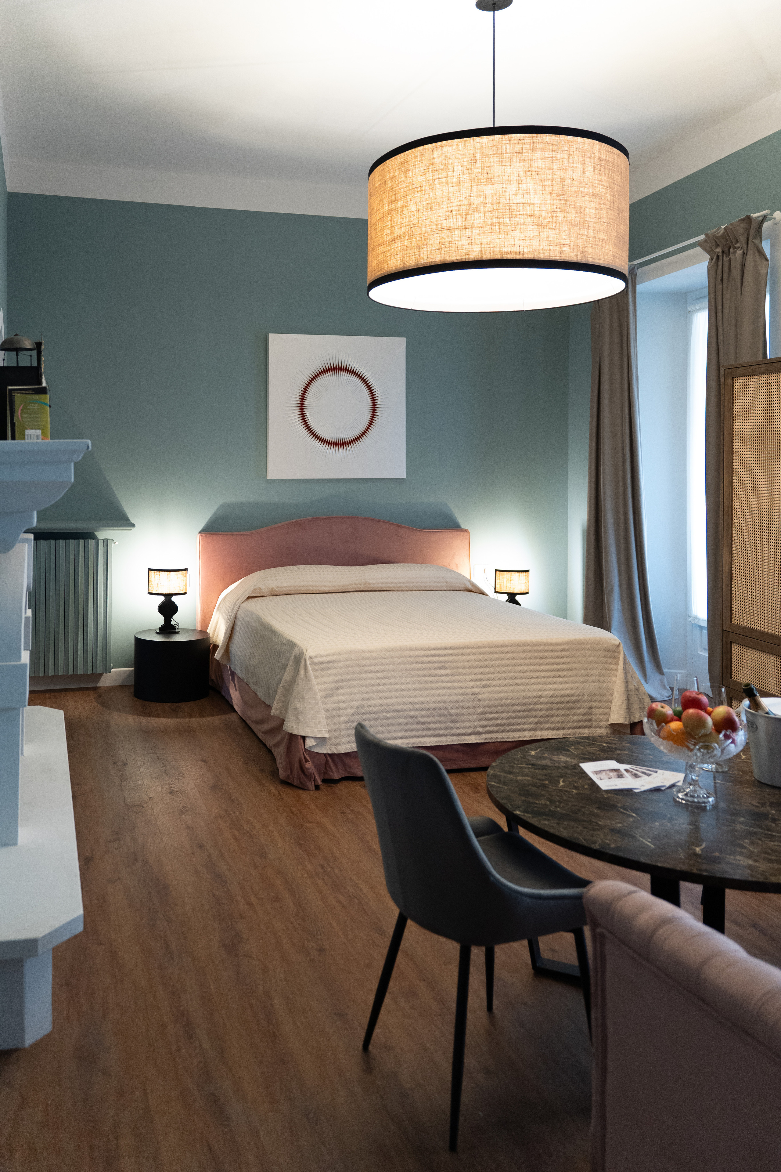 Appartamenti «Caffè delle Rose». PHOTOGRAPHER IN ITALY