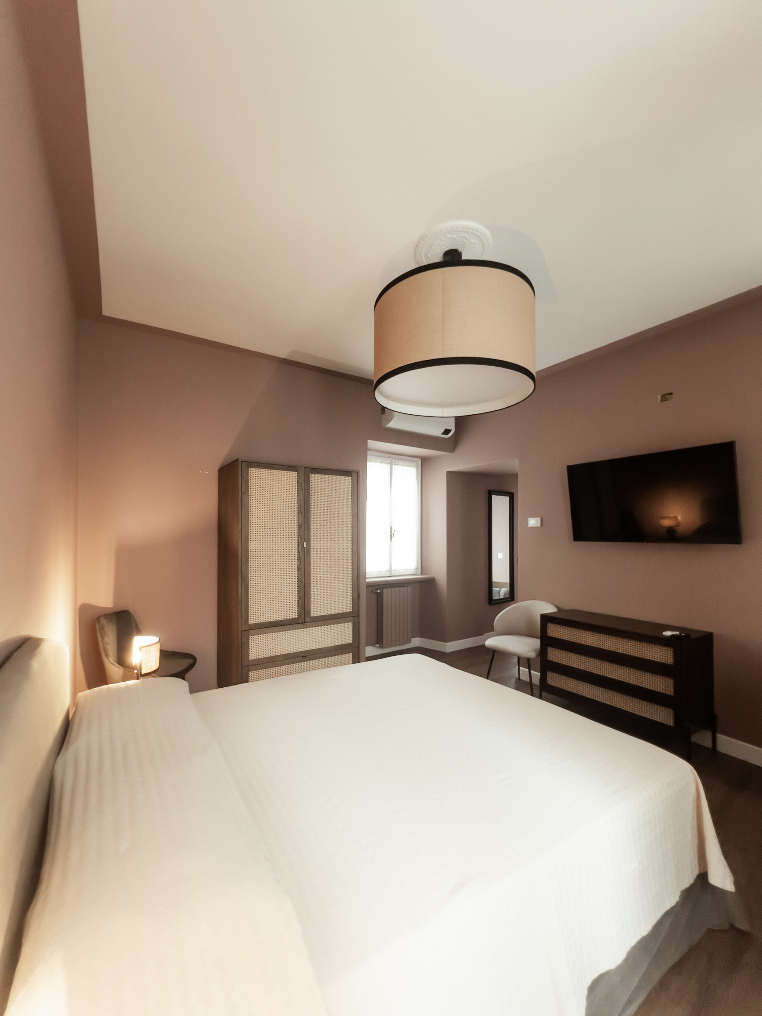 Appartamenti «Caffè delle Rose». PHOTOGRAPHER IN ITALY