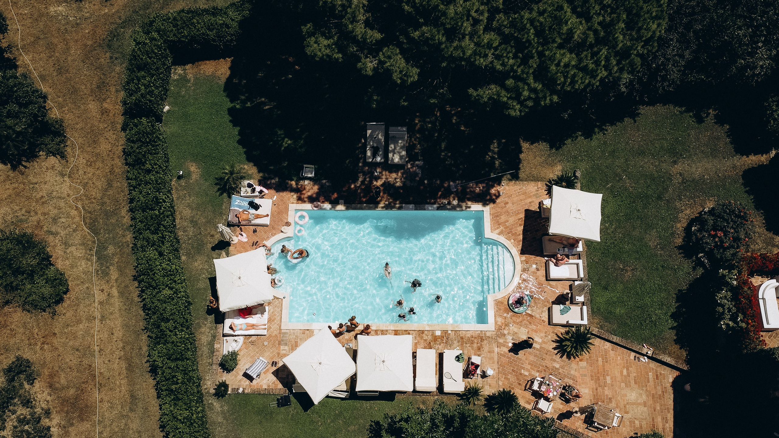 SARAH AND DEAN _VILLA TAMBOLINA. PHOTOGRAPHER IN ITALY