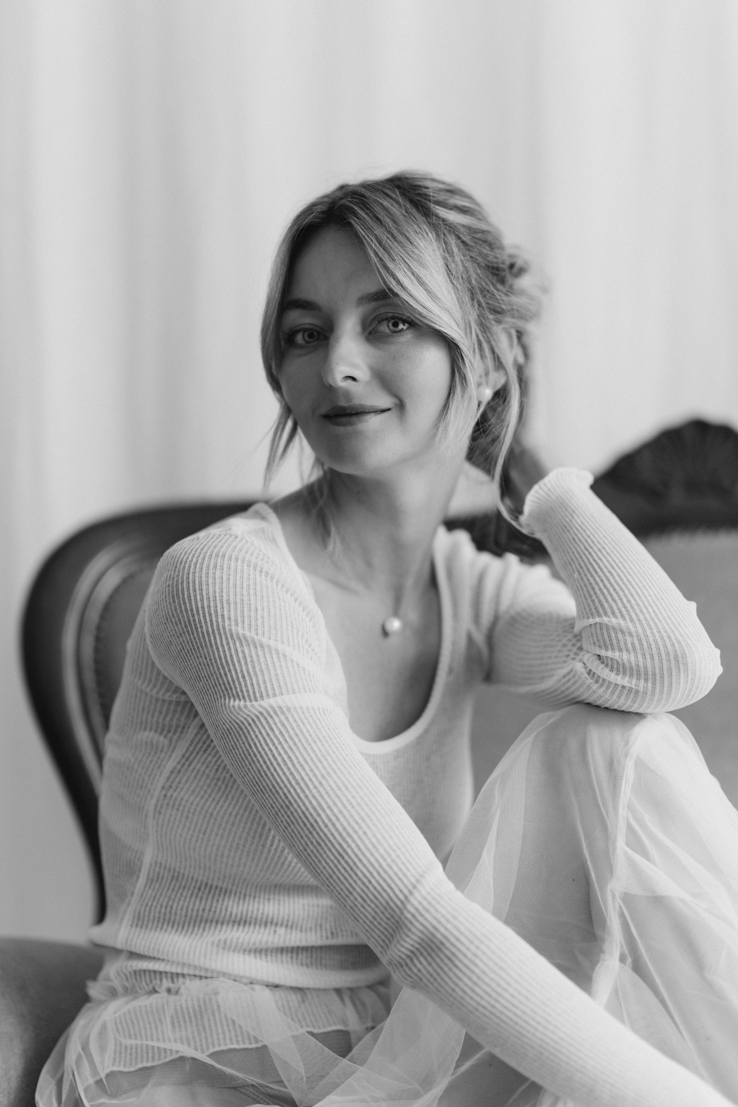 Olga. Wedding and potrait photographer in Helsinki Vickan O