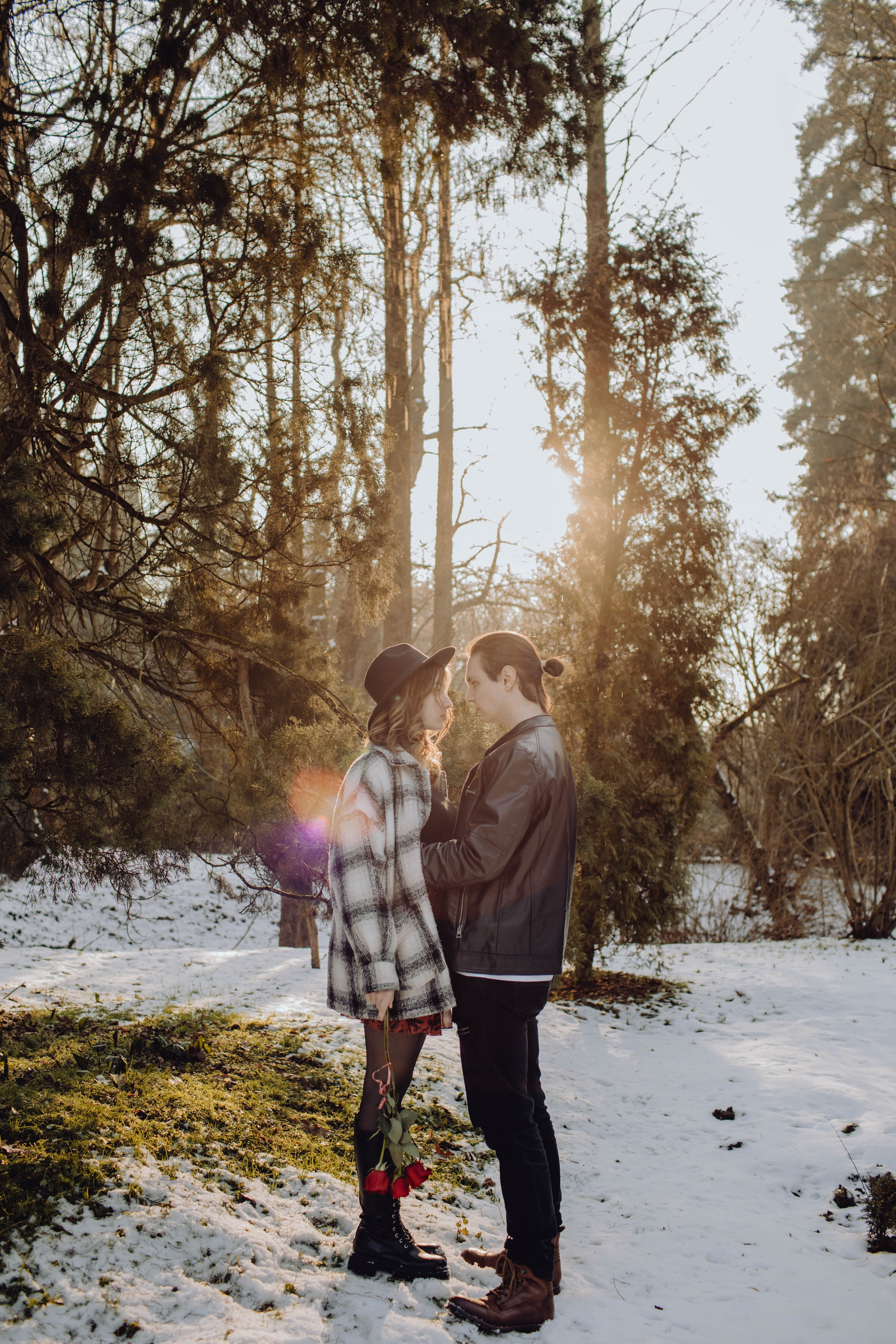 Serafim & Beatrice. Wedding & couple photographer from Romania Rut Vetan