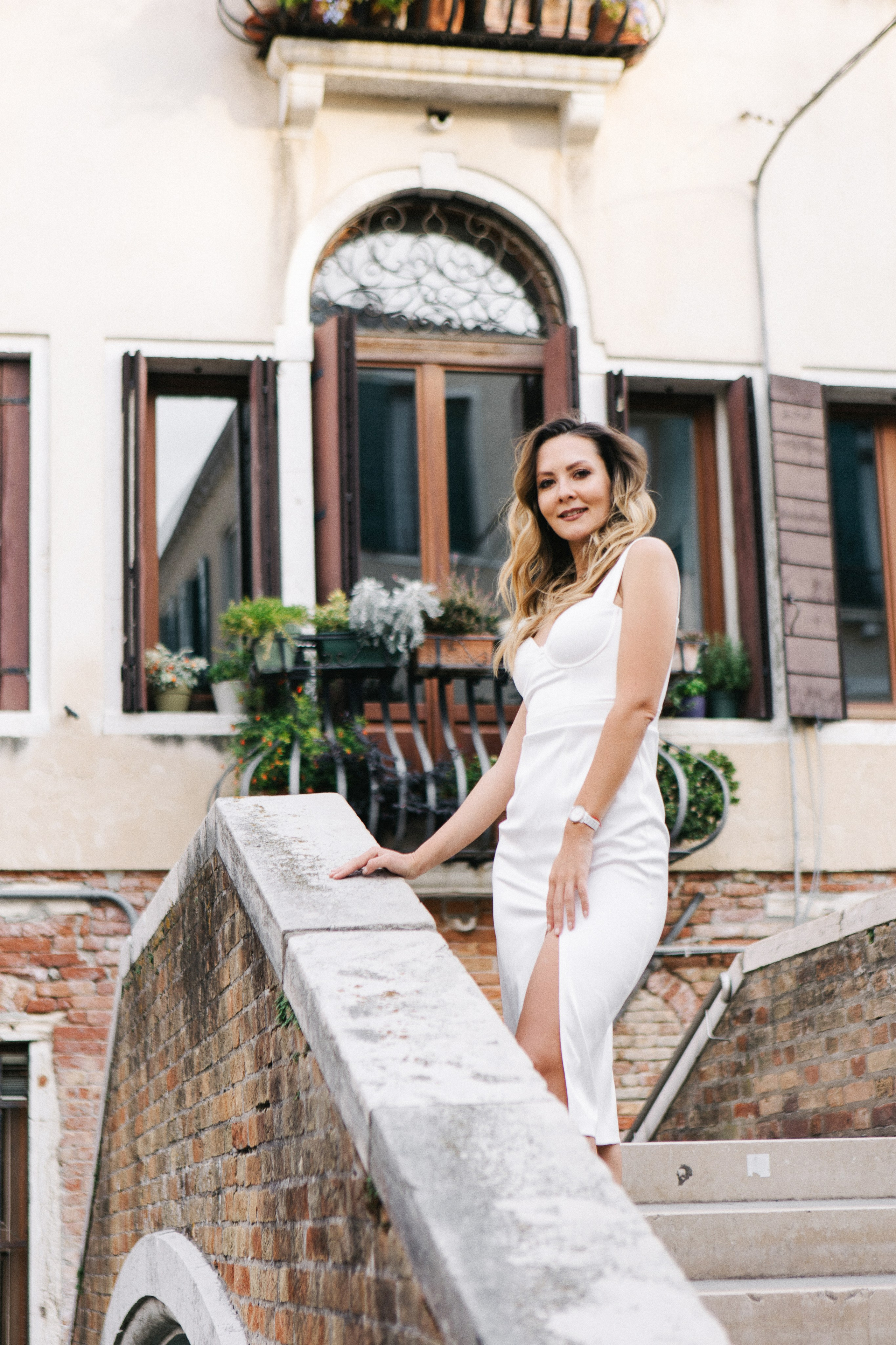 Love story in night Venice