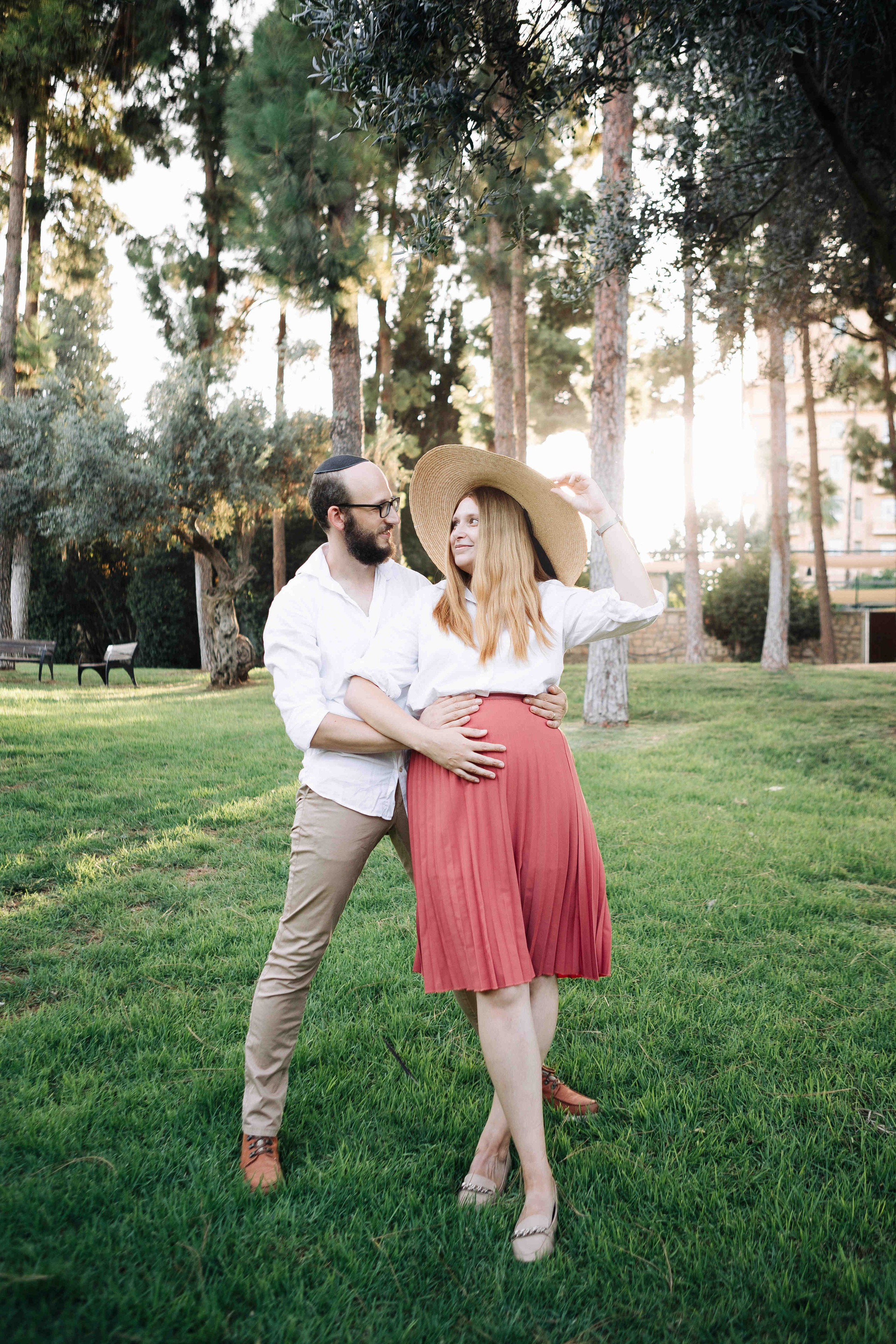 COZY PHOTO SESSION WITH A SWING. Https://shi-photo.com/
