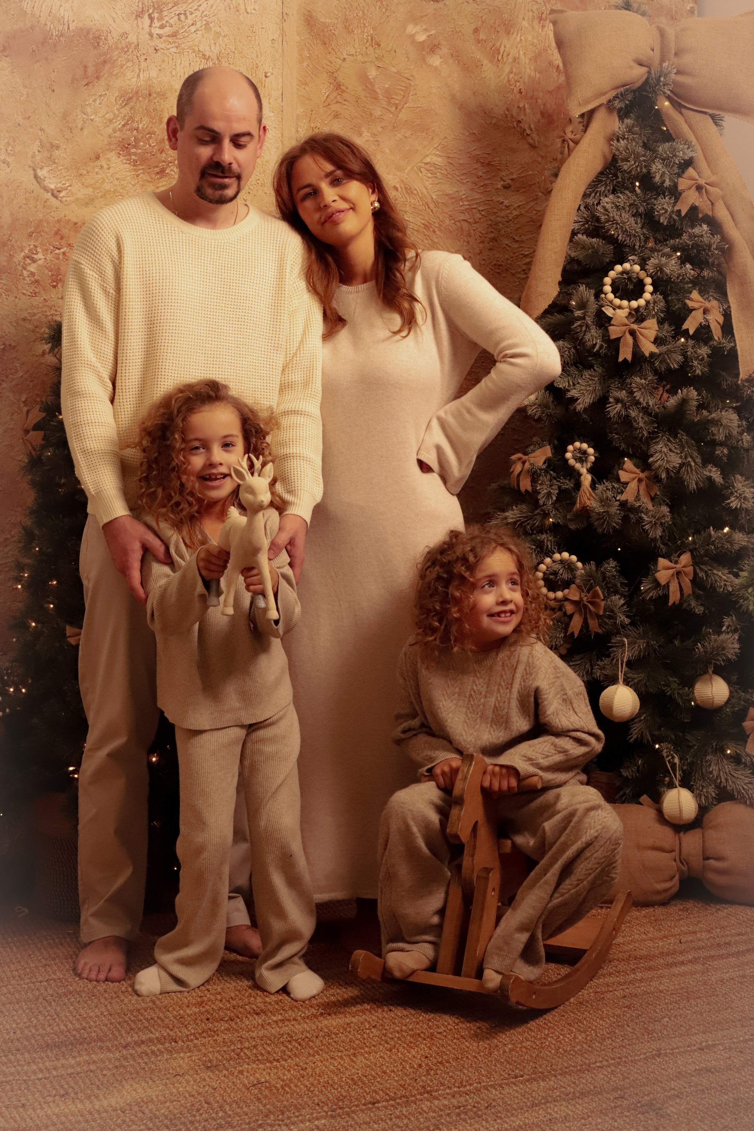 Anna Family. VALERIIA VIUNOVA individual shooting\love story\event\brand