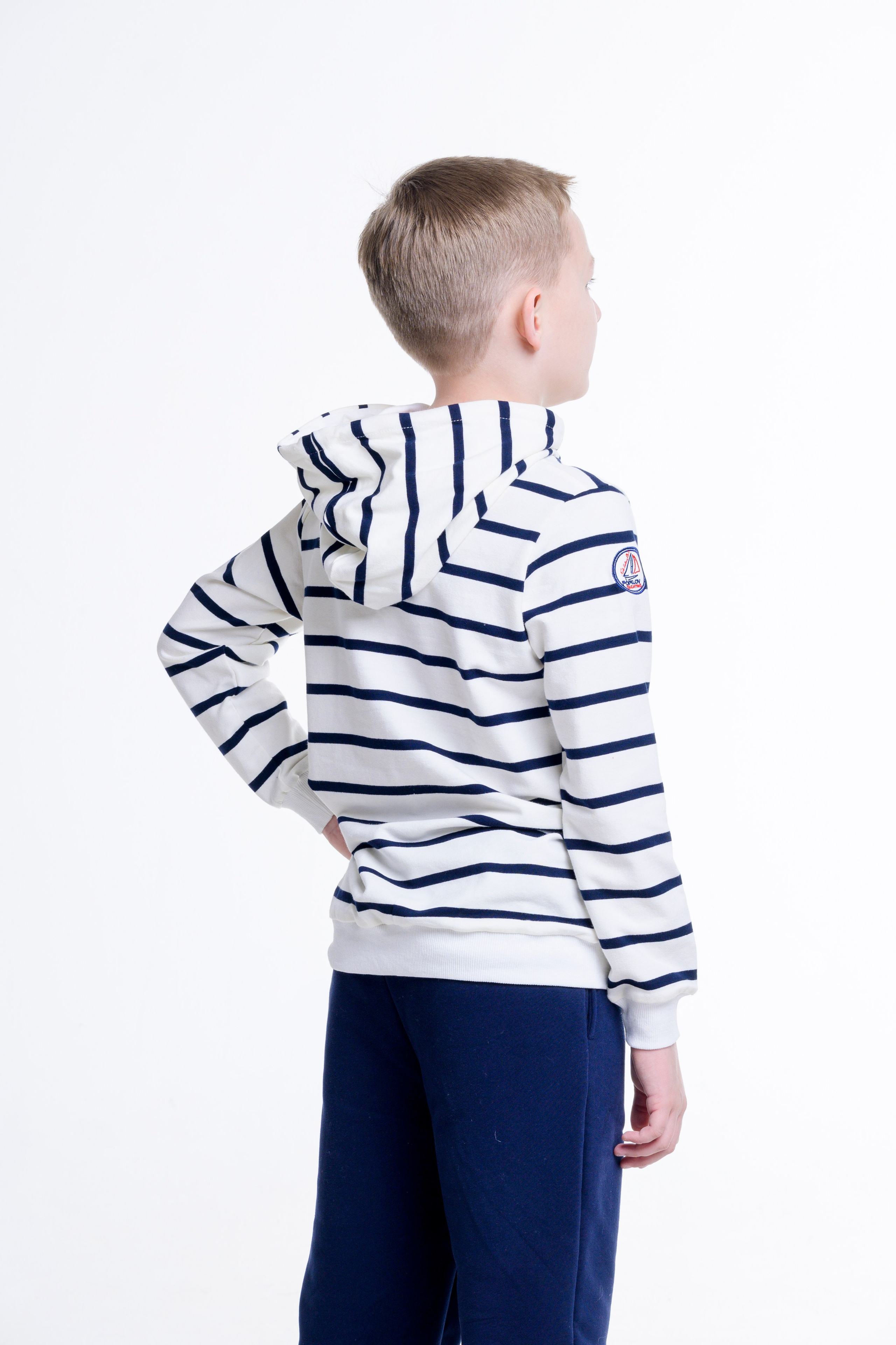 Popilov. Fotograf Dmitrii Donets