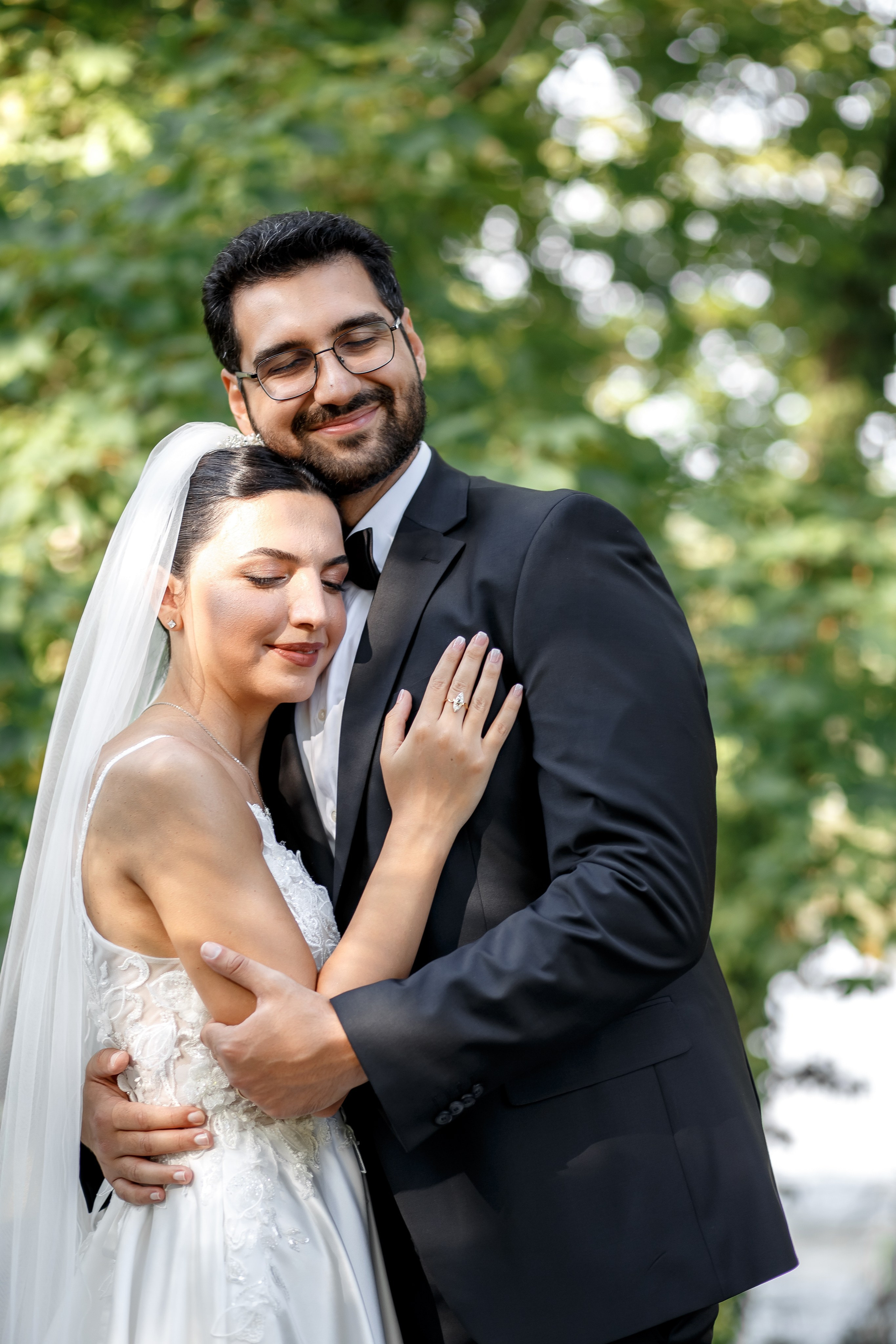 Intime Trauung im Aserbeidschanischen Konsulat. Hochzeitsfotografie in Berlin Nataliia Schütze