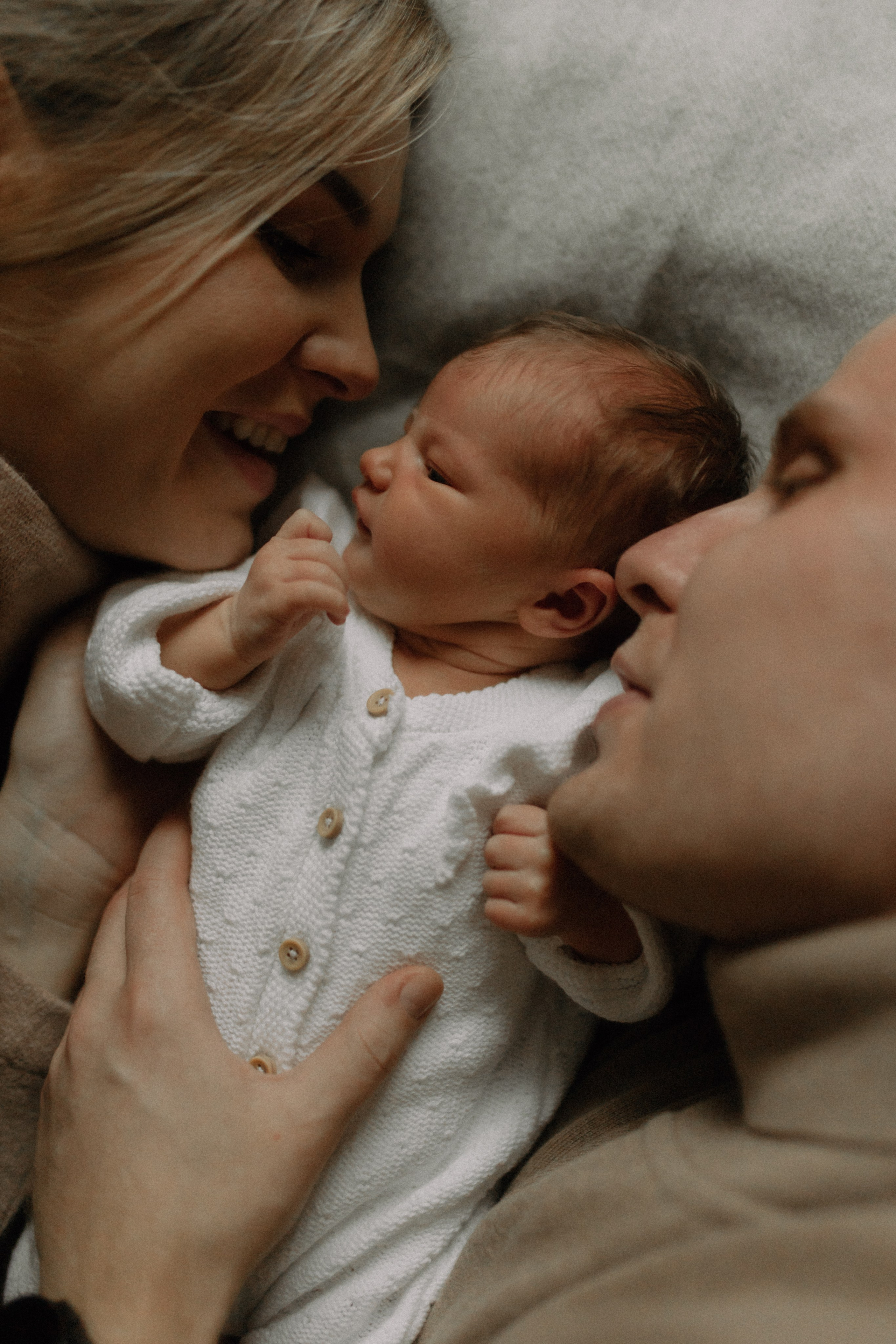 Newborn šeimos fotosesija | NAMAI. Vestuvių ir šeimų fotografė Lena Bondarenko / belove photo