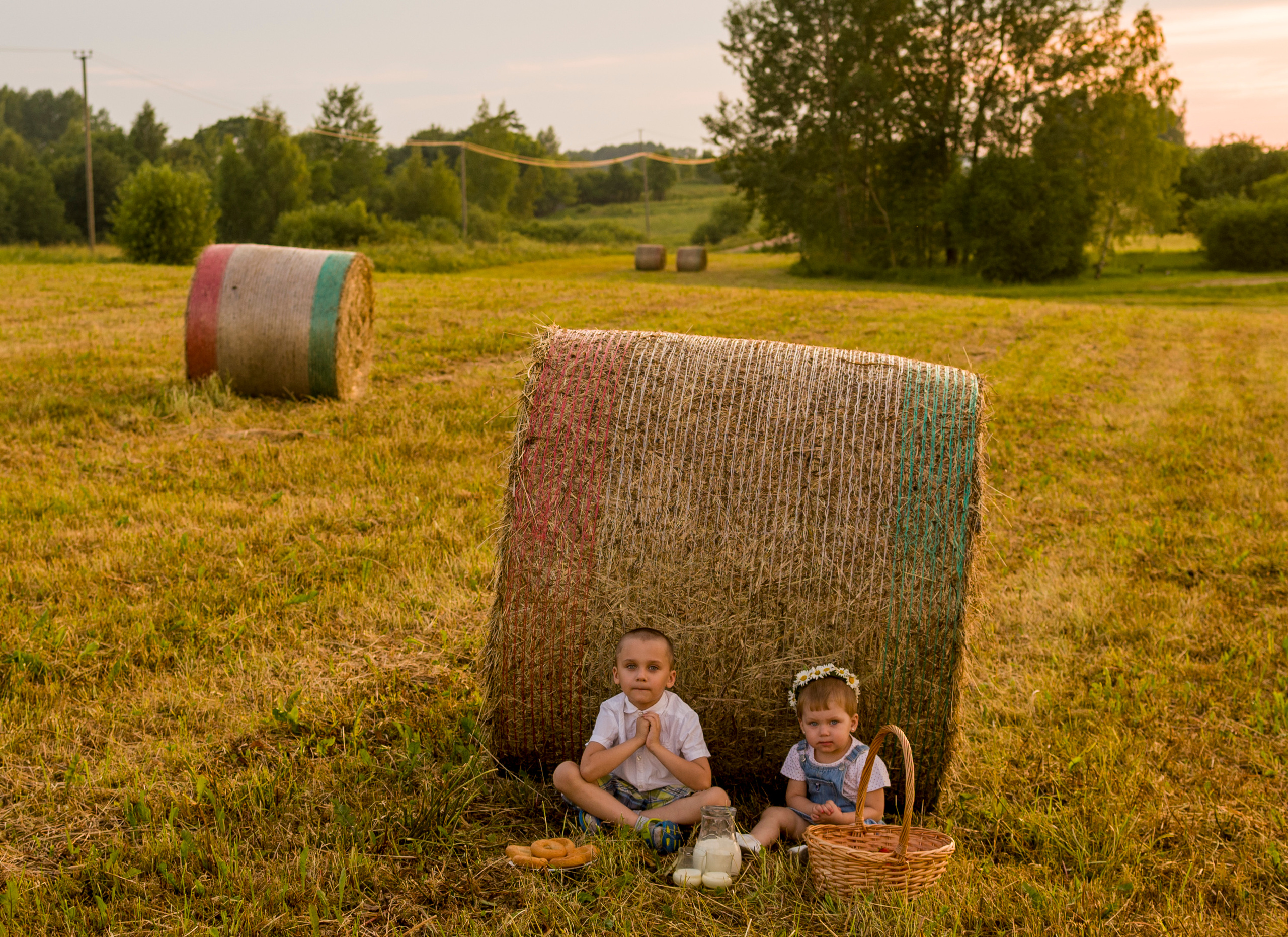 Джесамина 2 года. Кирилл 6 лет. Семейный и детский фотограф в Краславе