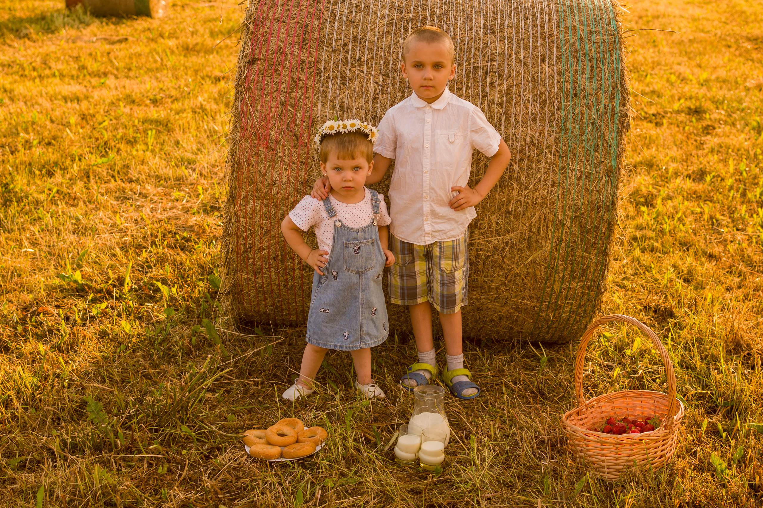 Джесамина 2 года. Кирилл 6 лет. Семейный и детский фотограф в Краславе
