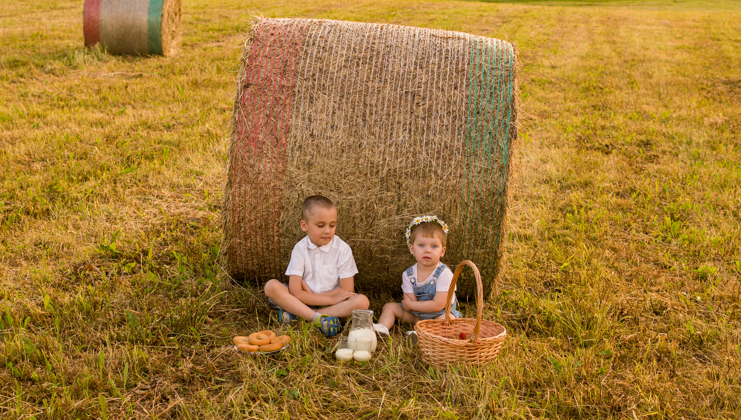 Джесамина 2 года. Кирилл 6 лет. Семейный и детский фотограф в Краславе