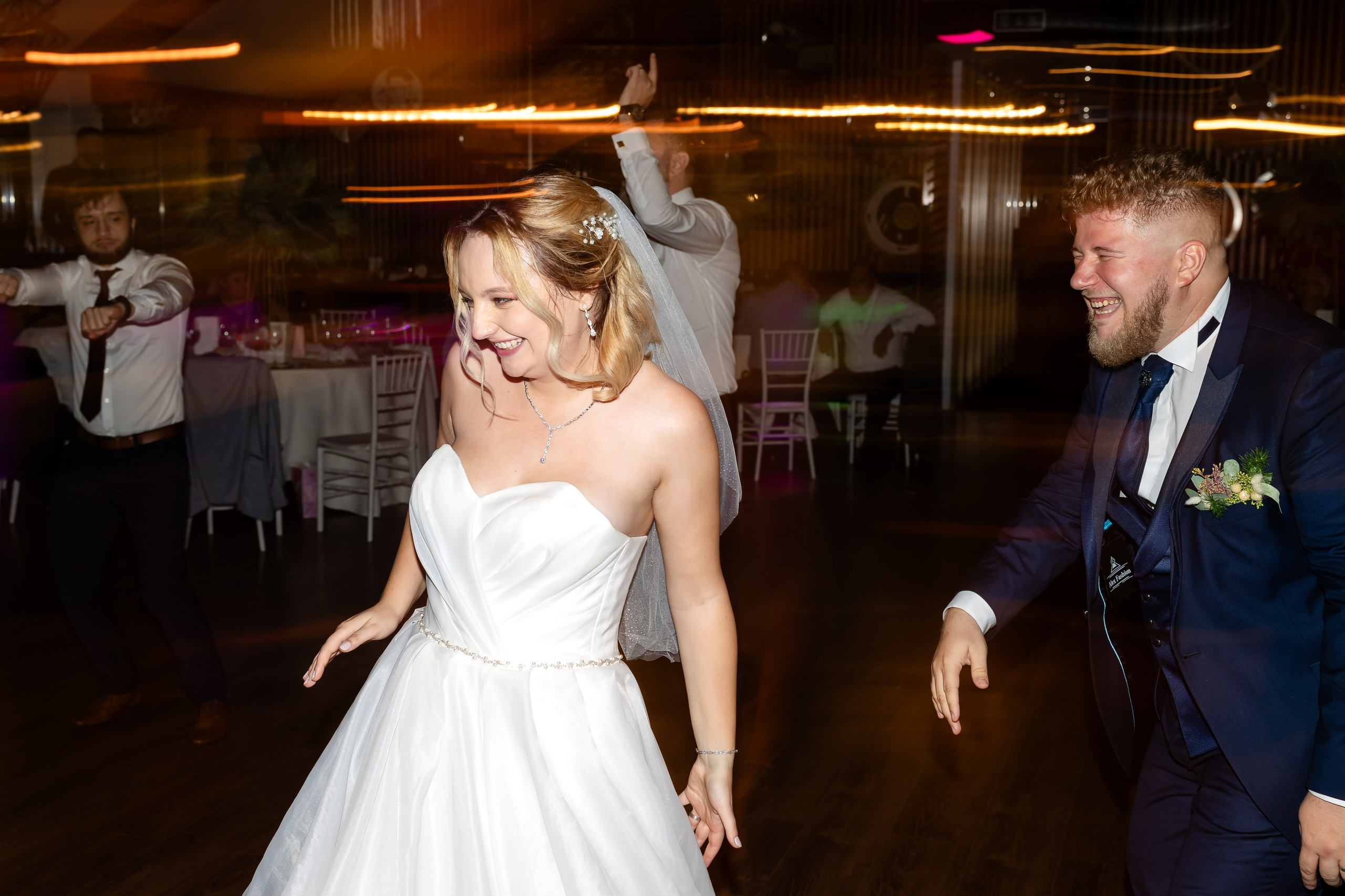 Nunta Velveto Pool. MDimaFotoStudio. Fotograf de nuntă, evenimente private și de familie