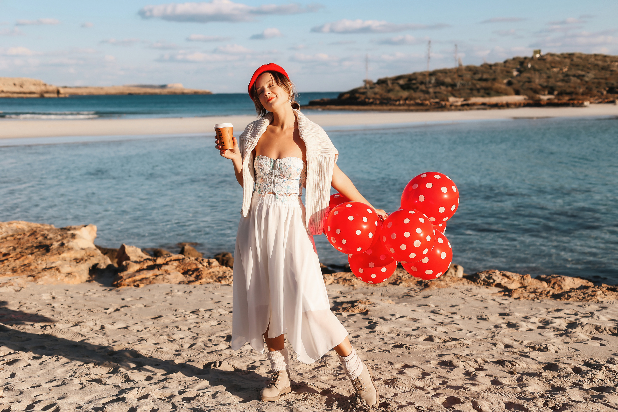 Фотосессия на Нисси Бич (Айя-Напа). Февраль, 2023. Cyprus Vision. Φωτογραφίες και βίντεο στην Κύπρο — Αγία Νάπα, Πρωταράς