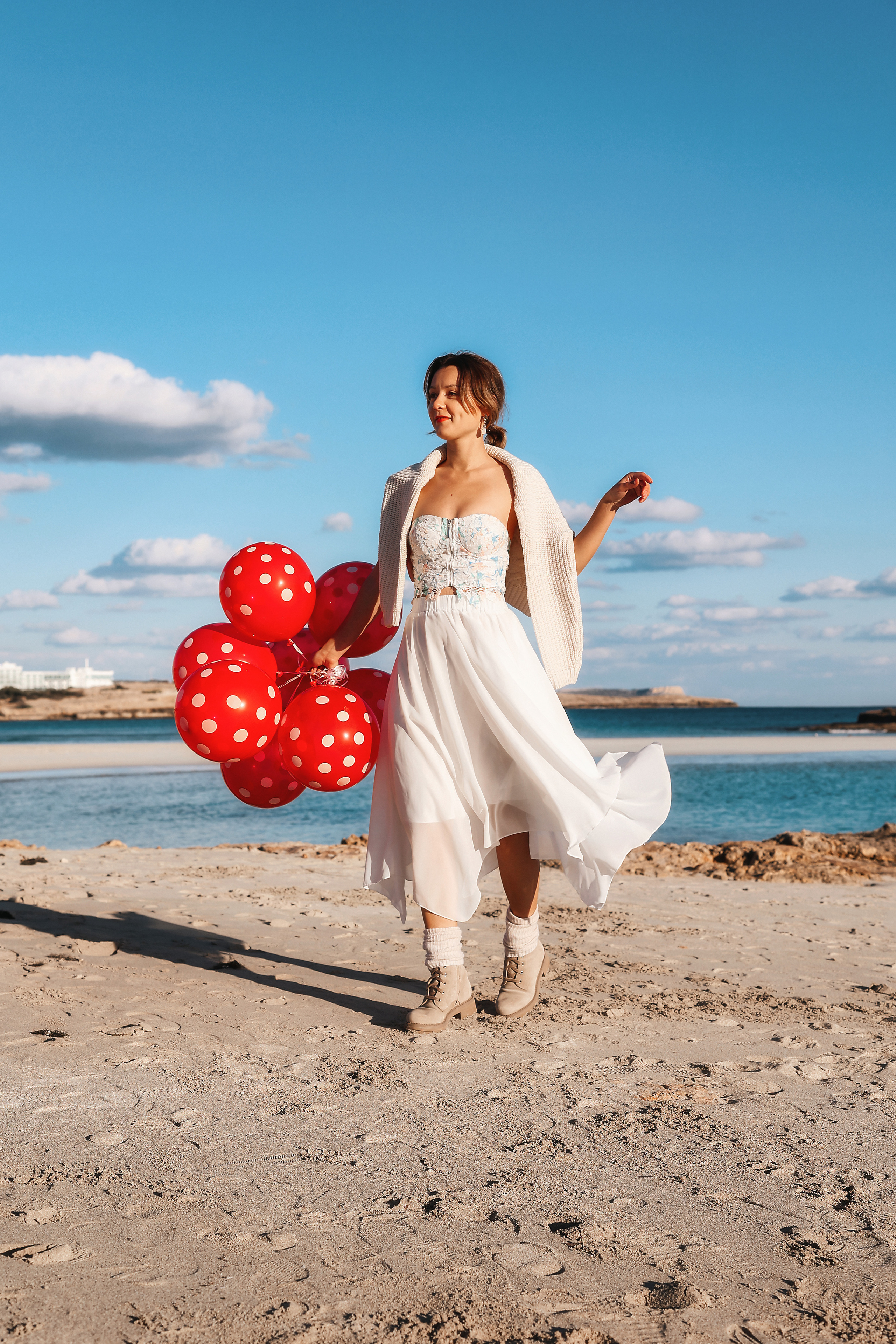 Фотосессия на Нисси Бич (Айя-Напа). Февраль, 2023. Cyprus Vision. Φωτογραφίες και βίντεο στην Κύπρο — Αγία Νάπα, Πρωταράς