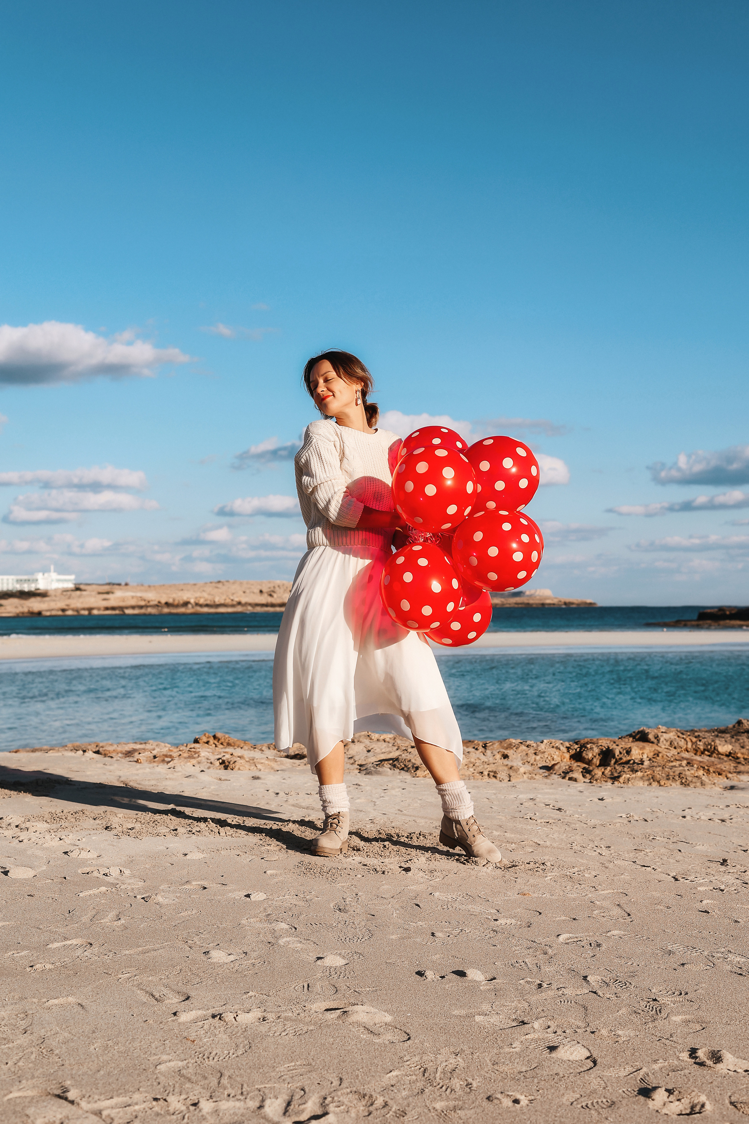 Фотосессия на Нисси Бич (Айя-Напа). Февраль, 2023. Cyprus Vision. Φωτογραφίες και βίντεο στην Κύπρο — Αγία Νάπα, Πρωταράς