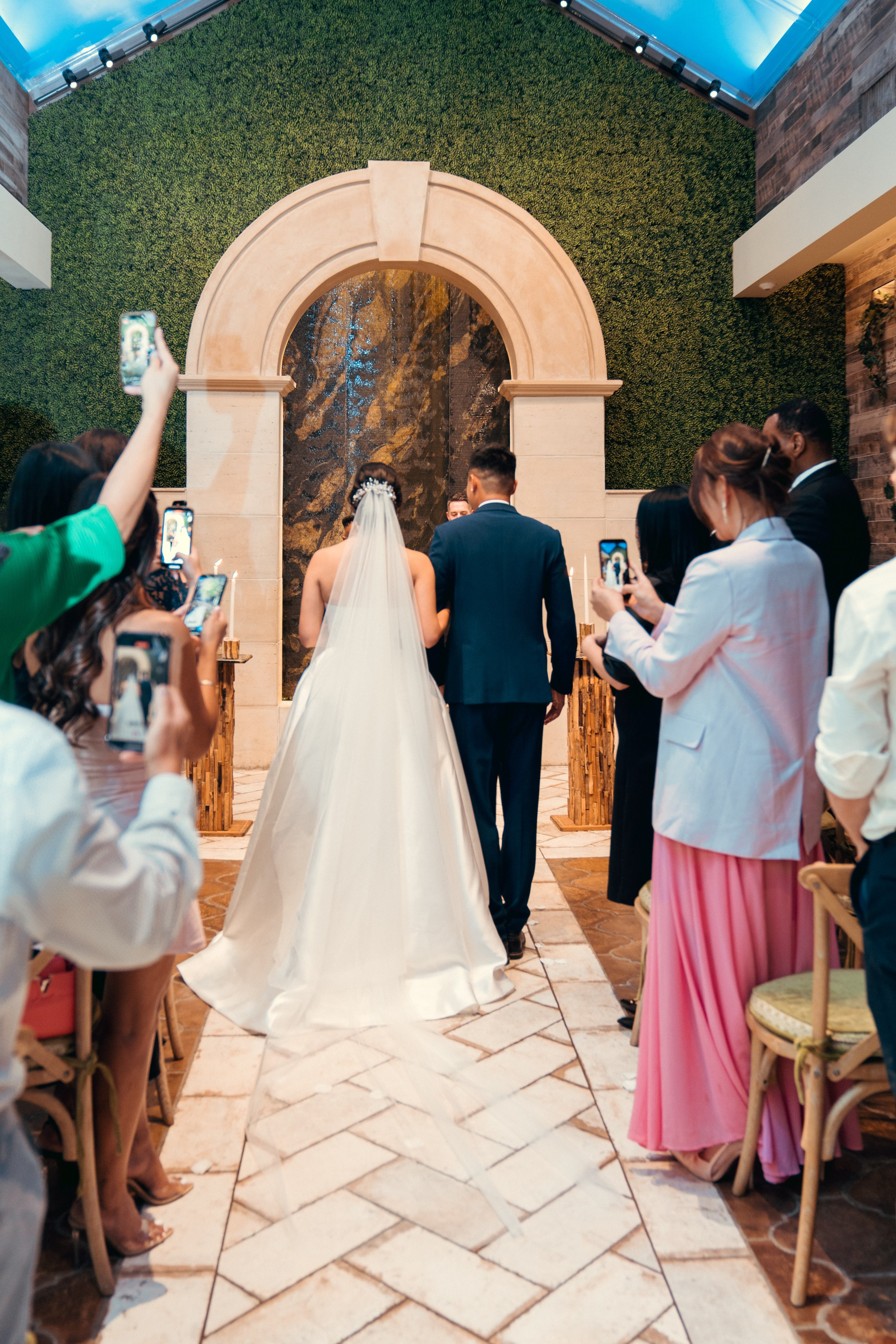 Anjeli&Asher. Wedding & elopement photographer Viktoriya Kravtsov. Las Vegas