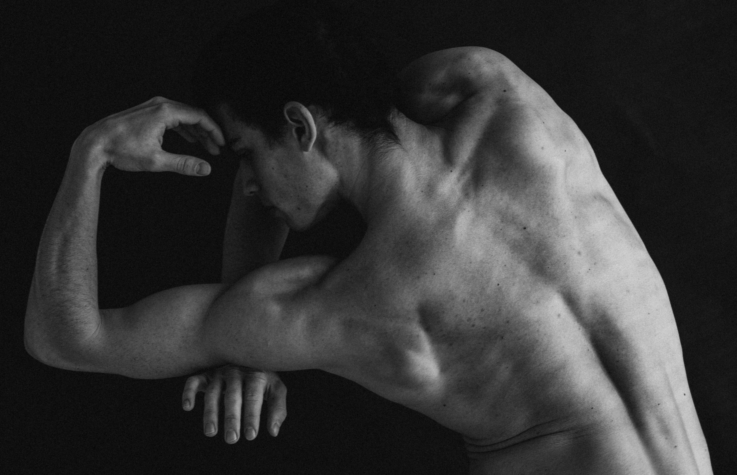 DANCERS. Victoria Olonen – Cinematic Portrait Artist | Helsinki & Europe
