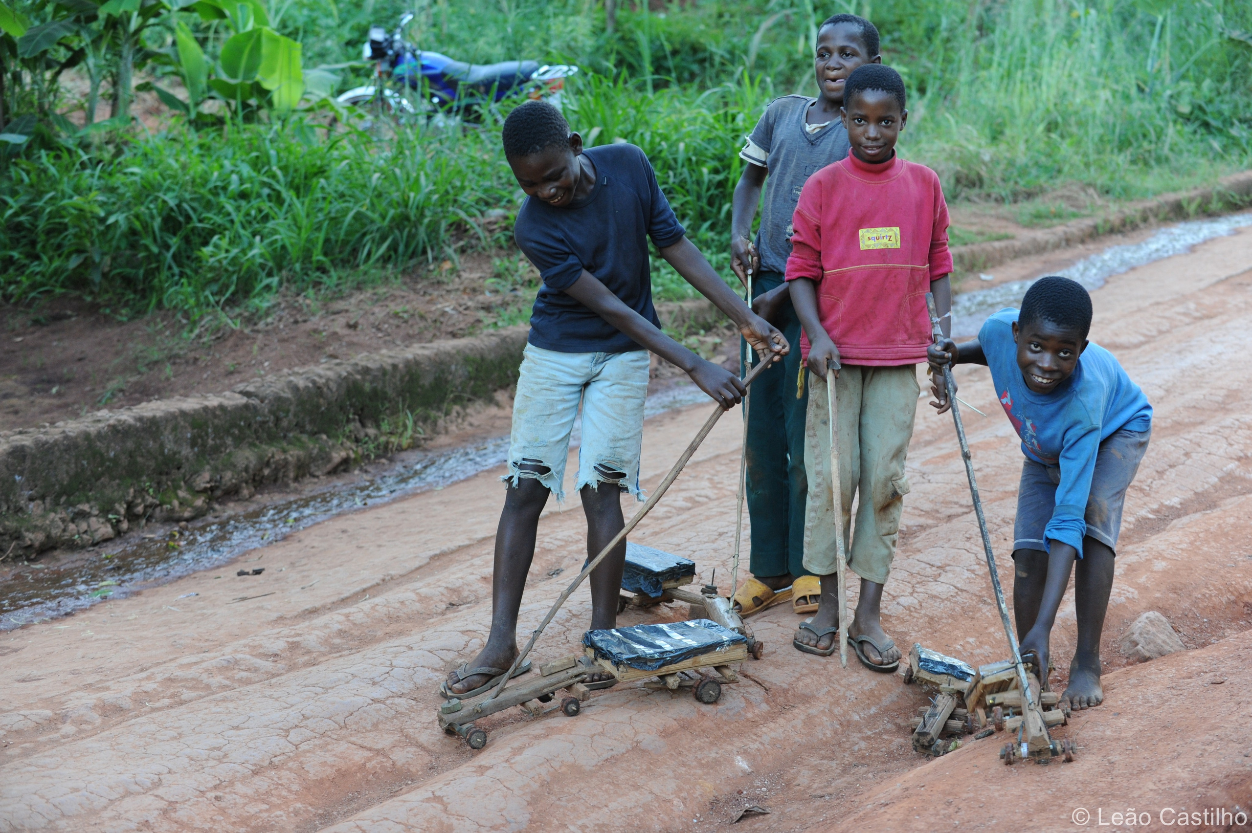 Photos from Mozambique people 1. Simbahalu