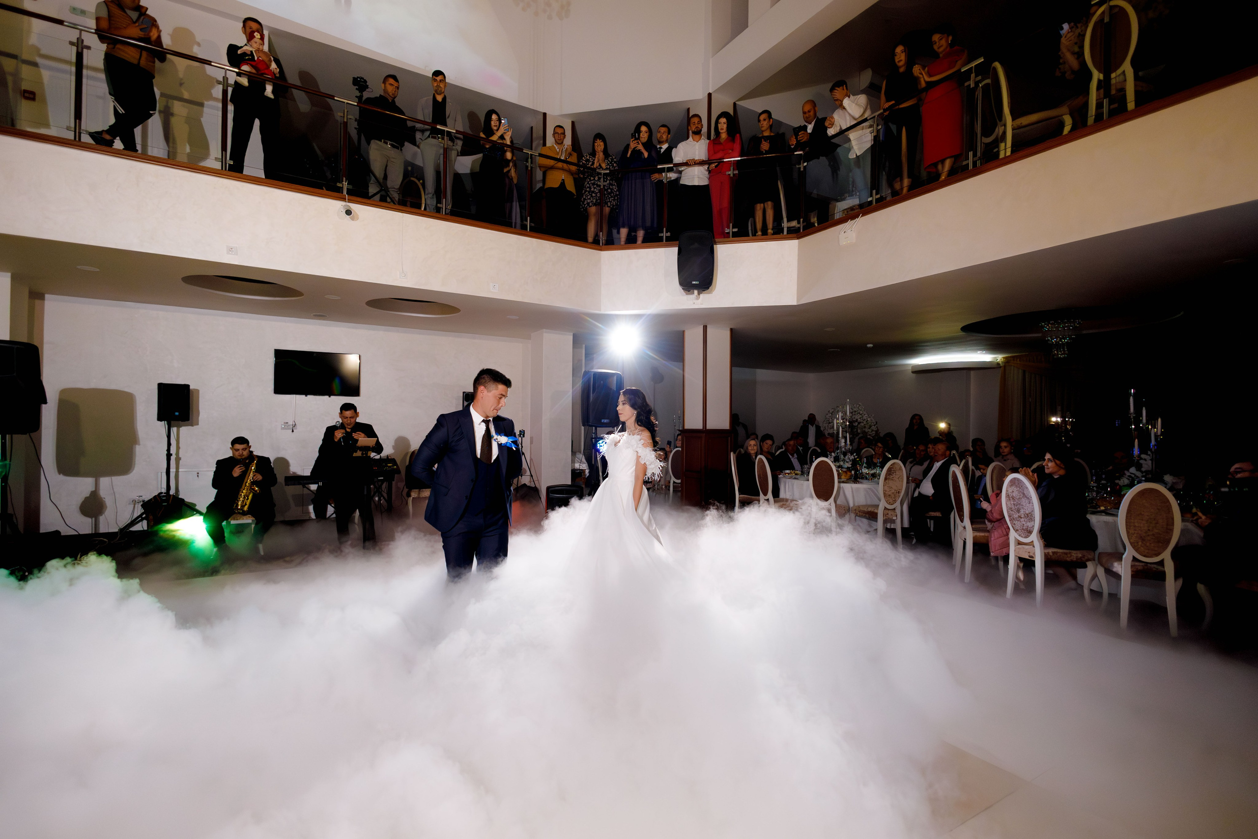 Loredana & Emilian – Ziua Nunții | Videografie - fotografie Botez Suceava, Iași, Botoșani. Servicii foto-video profesionale, pentru momente de neuitat