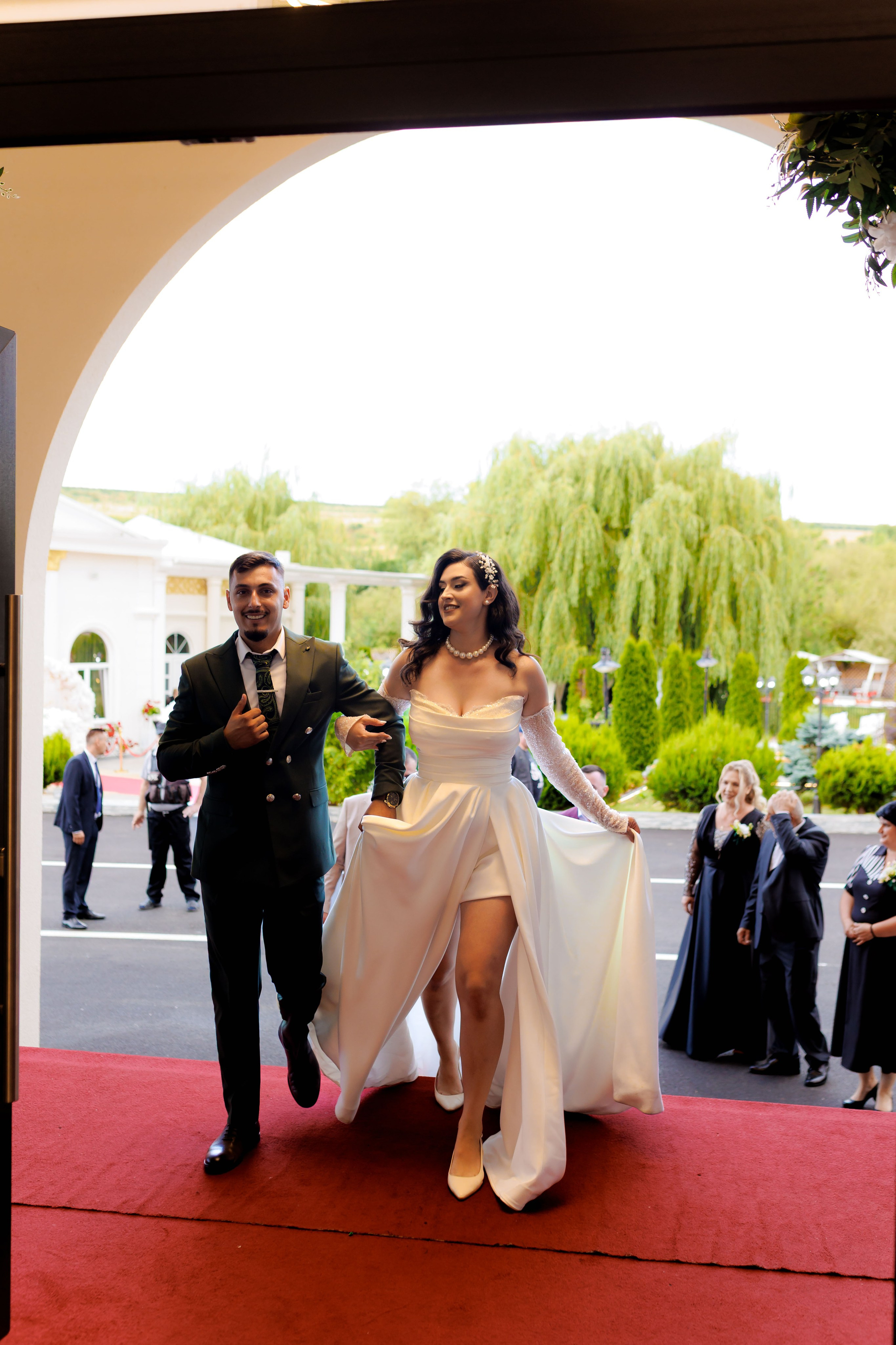 Nunta Nicoleta & Răzvan | Fotografie & Videografie Profesională. Servicii foto-video profesionale, pentru momente de neuitat