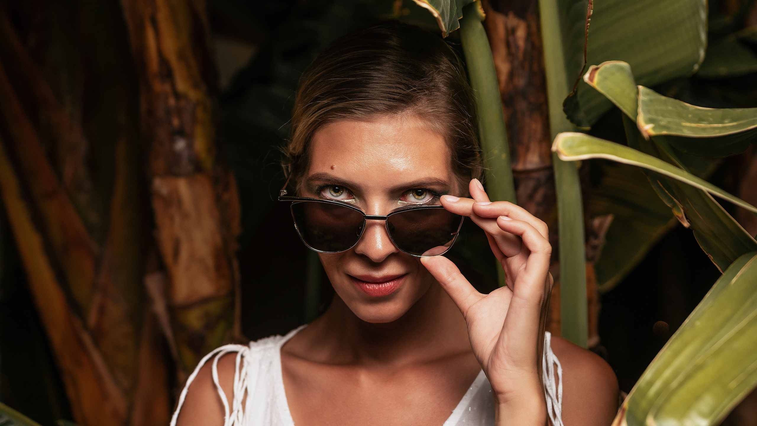 Photographer Crete | Portrait & Fashion Photographer | Heraklion. Photographer Crete | Portrait Photographer | Evgenios Paopano