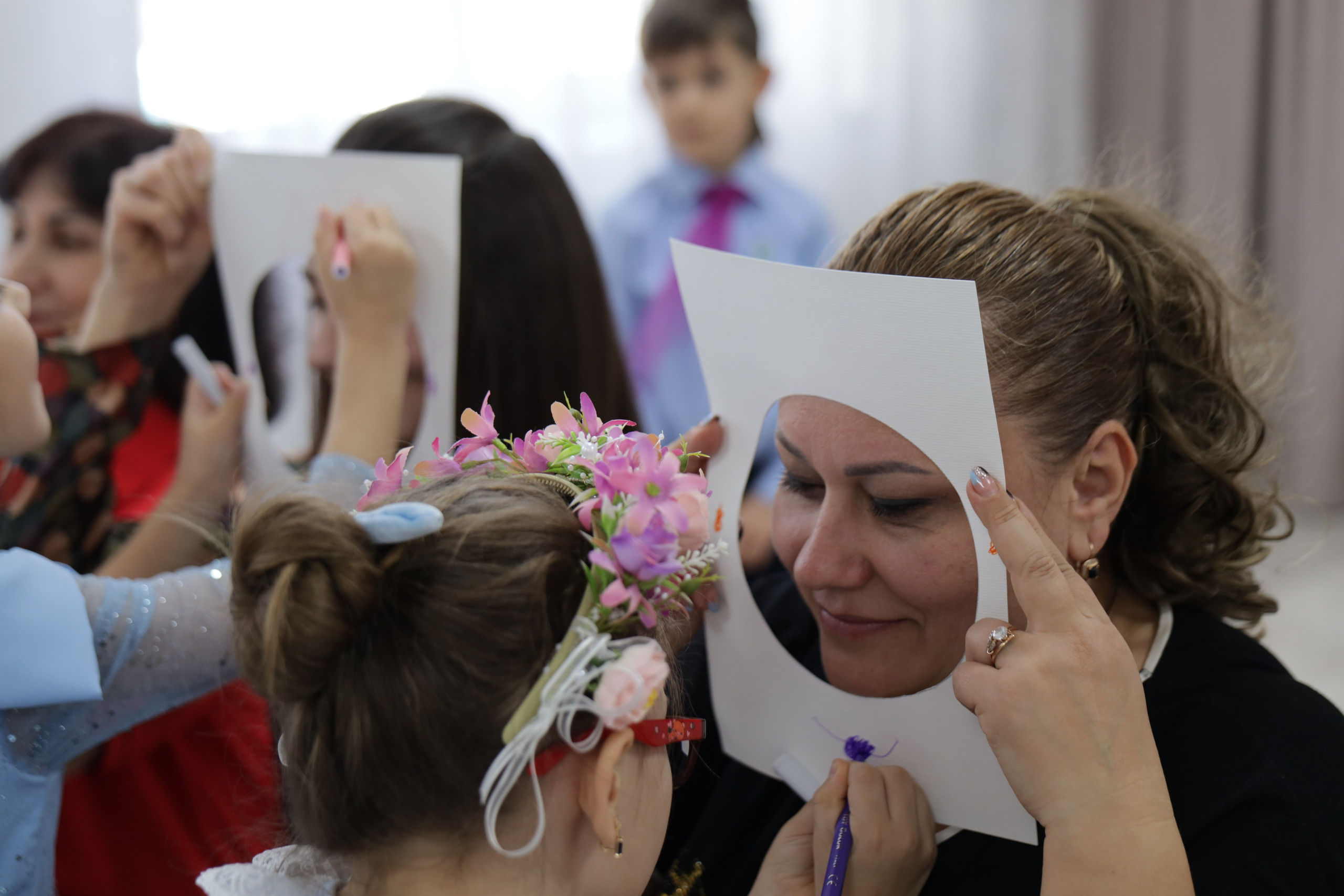 Mama în ochi de copil.... Alika Dia- Fotograf în Republica Moldova, Strășeni