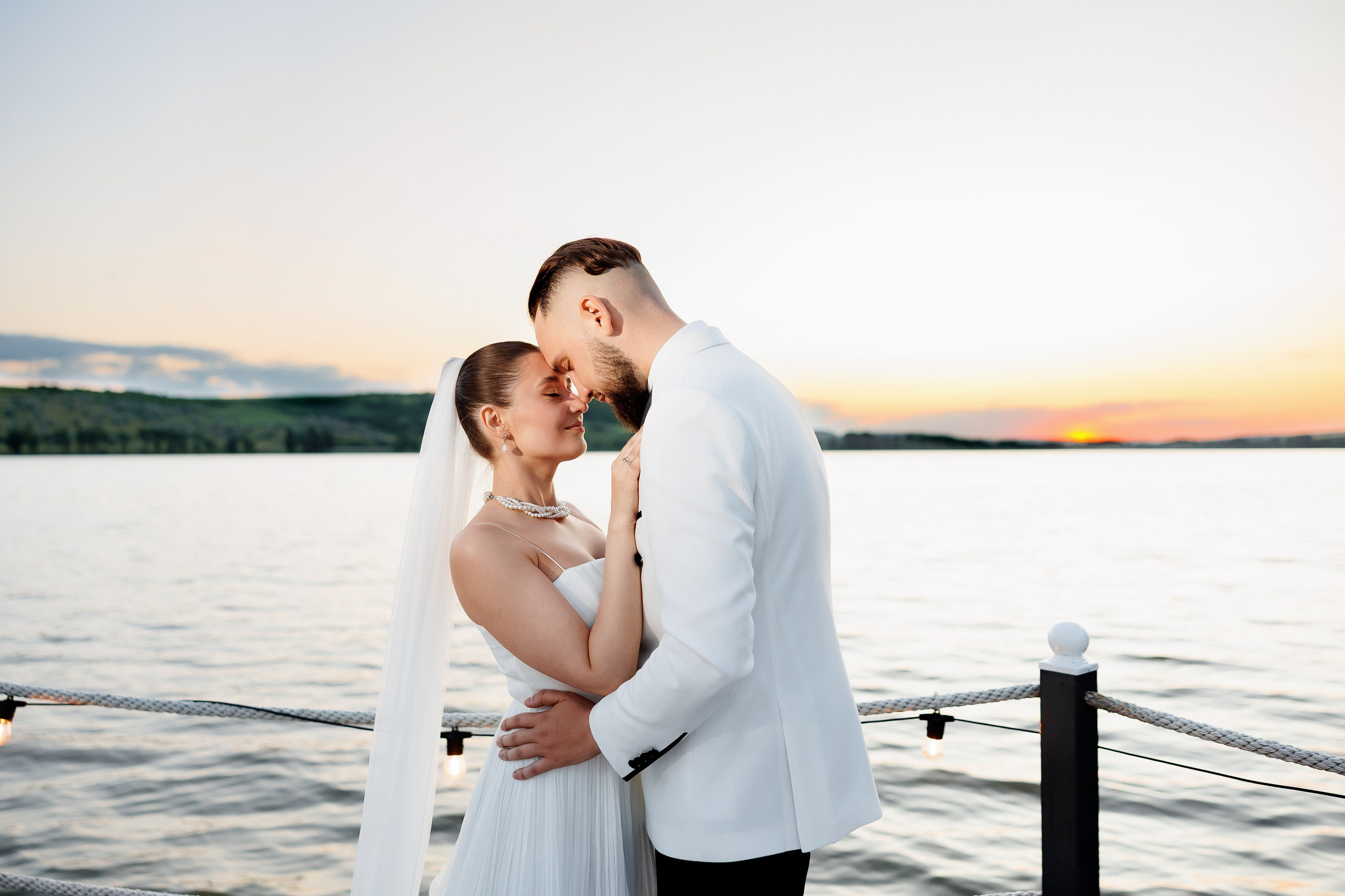 Florin & Corina — Complexul Turistic Costesti — Wedding Day. Servicii Foto și Video 067188353