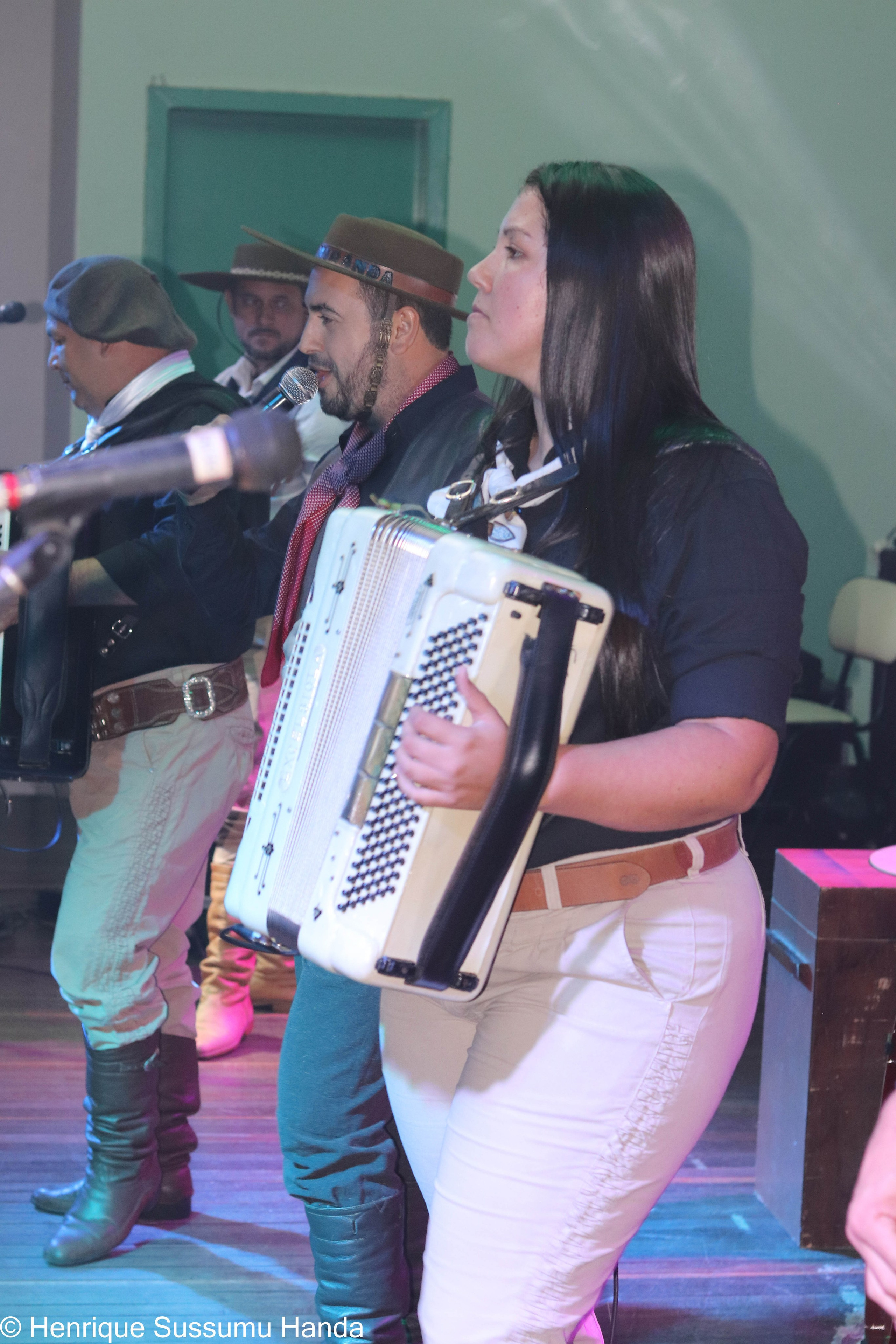 Formatura Curso de Dança Inovação Campeira. Handa Produções