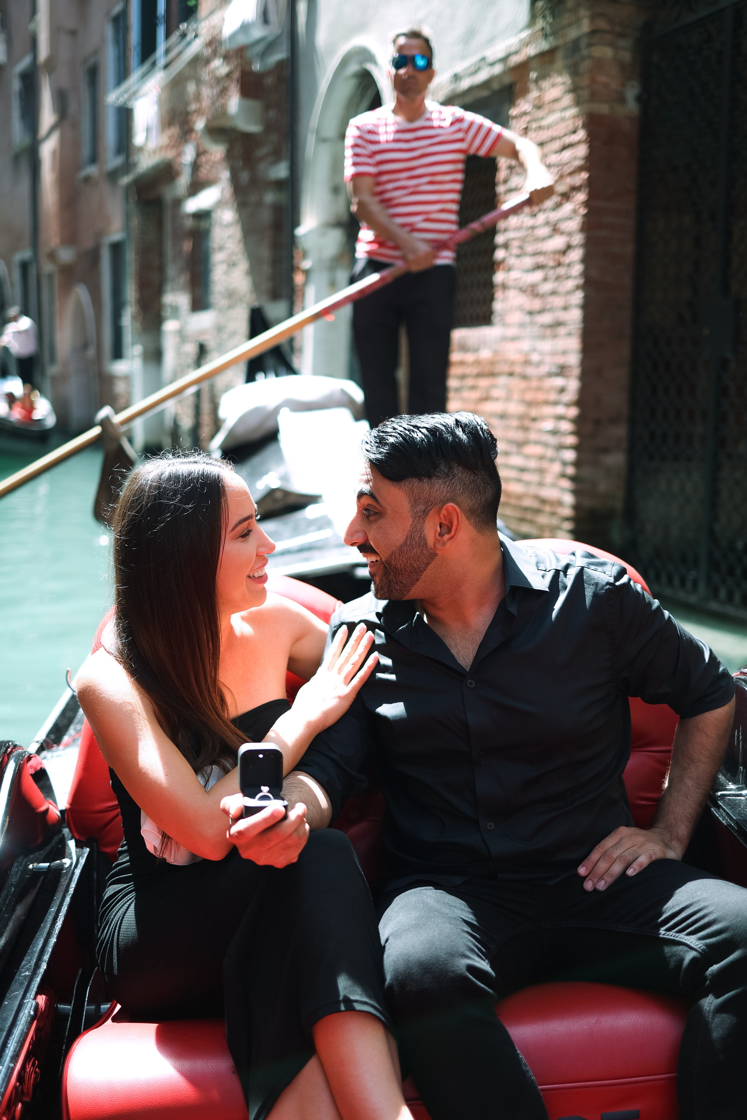 Surprise proposal photographer in Venice Italy 