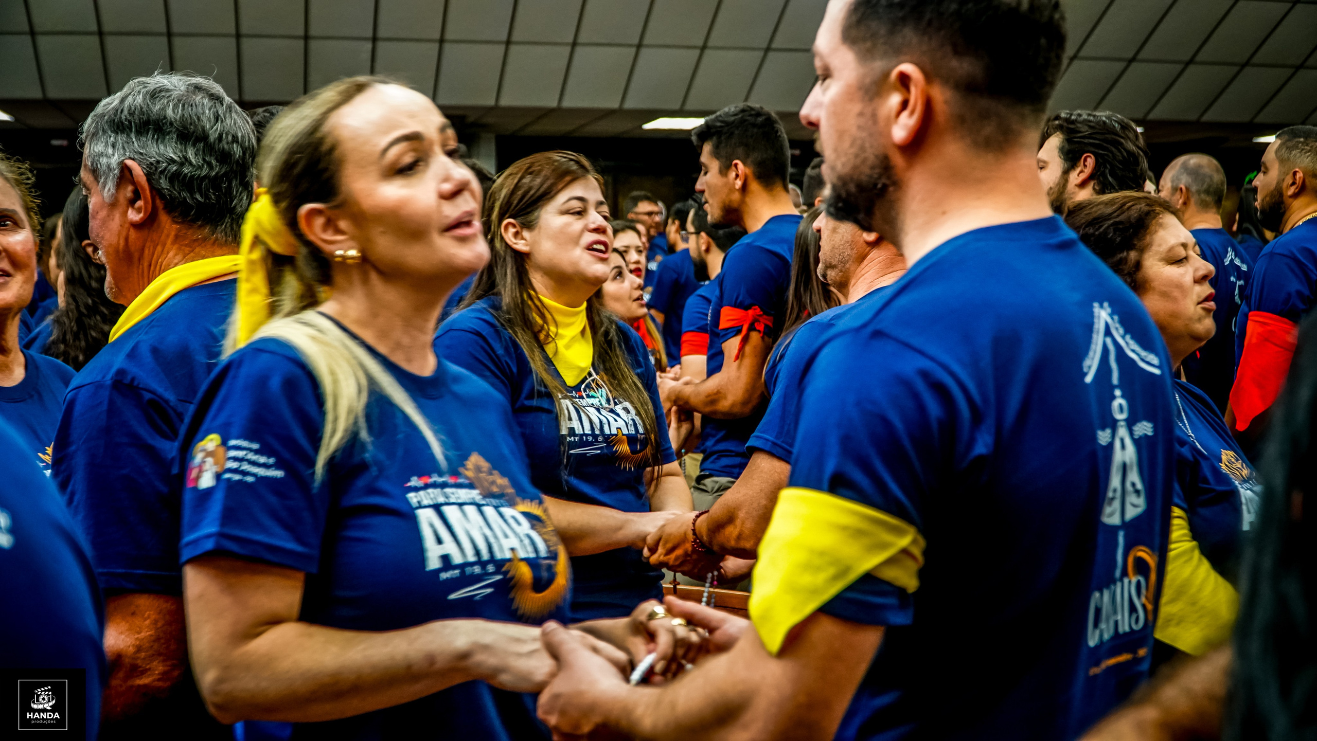 Acampamento Casais. Handa Produções