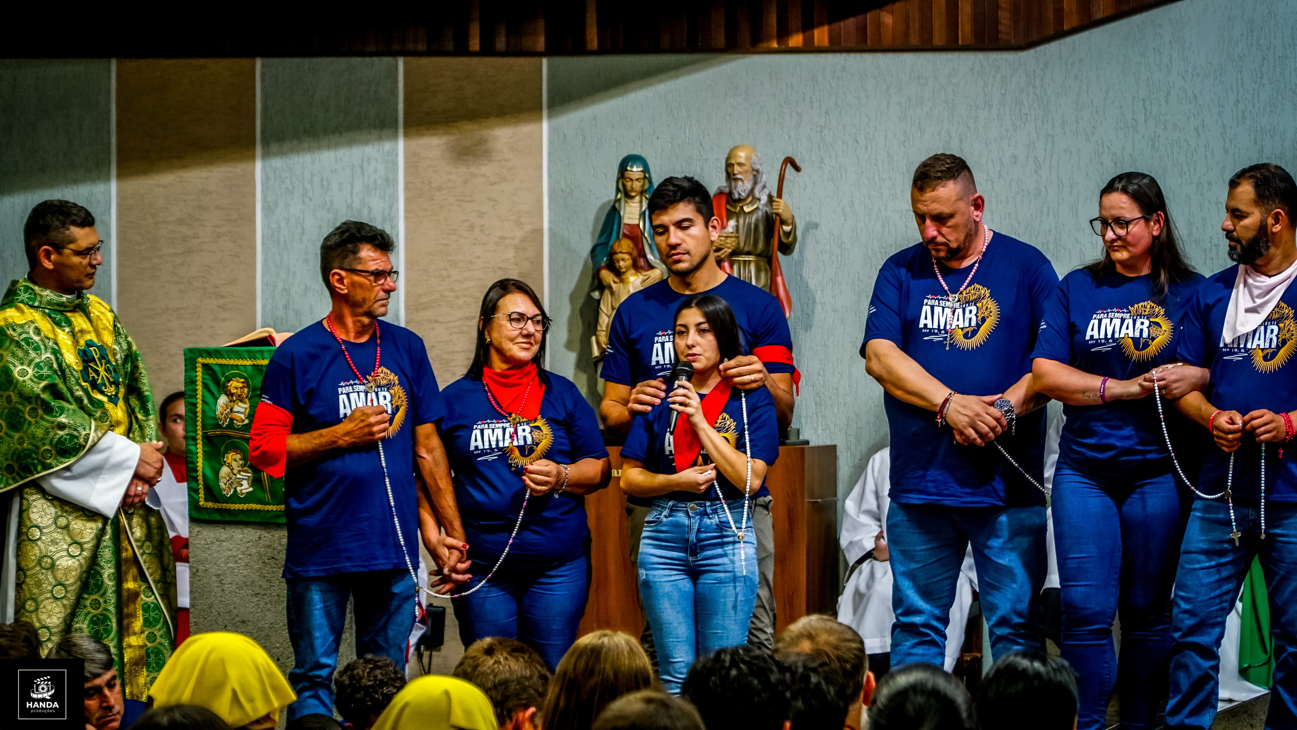 Acampamento Casais. Handa Produções