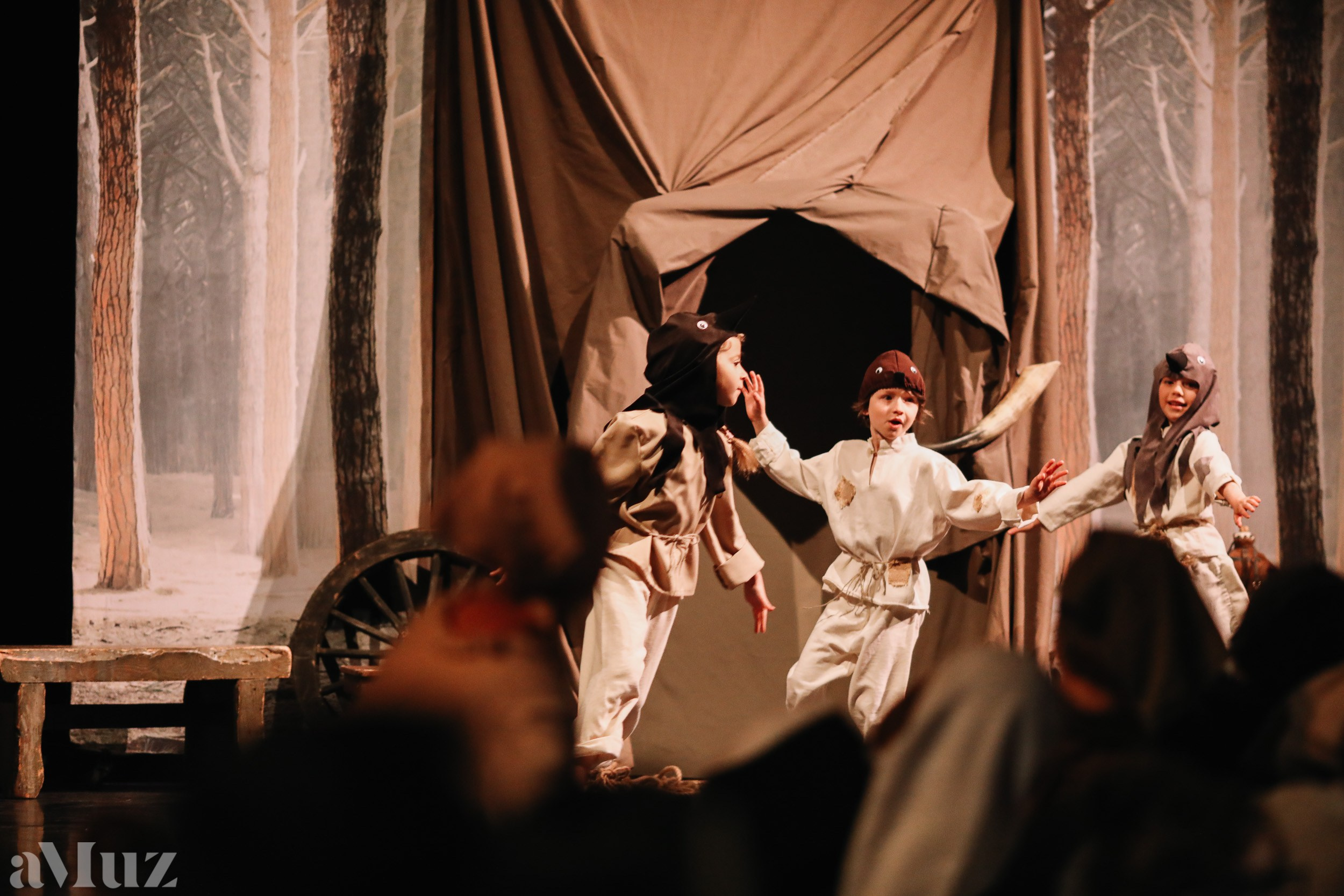 Opera Łąkowa. Fotograf Ślubny Warszawa - Sesje Biznesowe Rodzinne Eventy