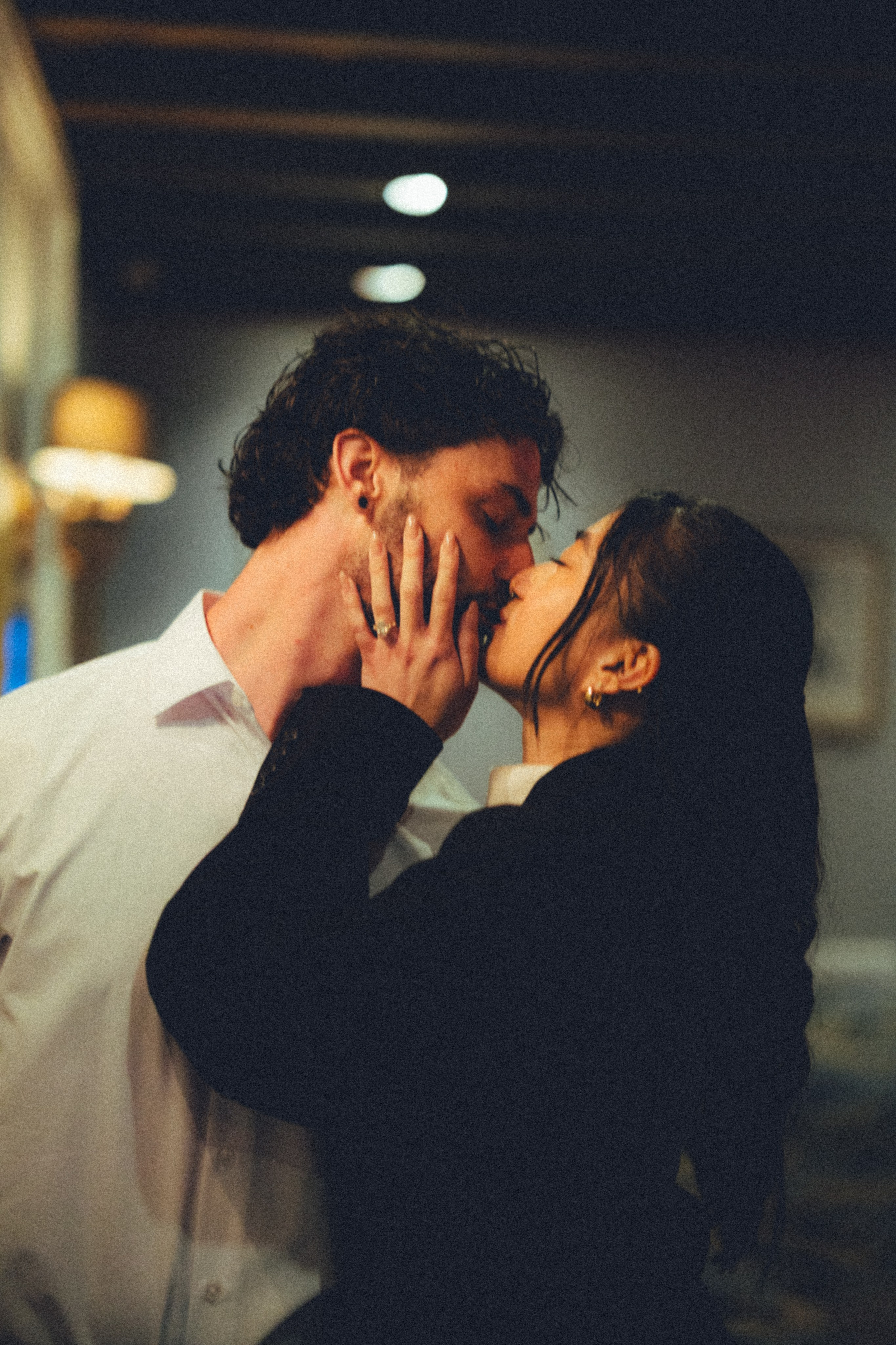 Engagement Session — Downtown Toronto. Anna Leb Photo